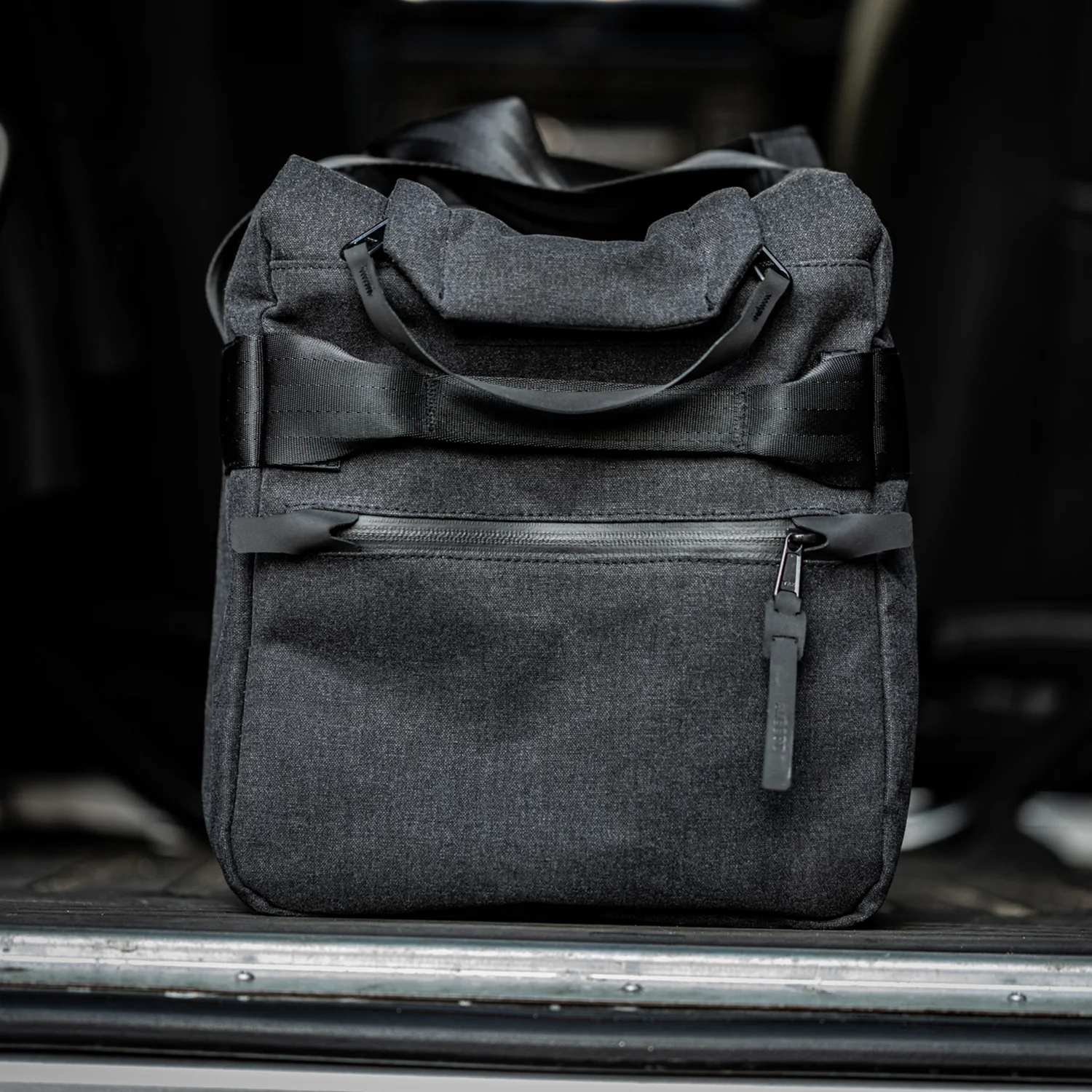 afternoons with Albert | technical weekender bag | black - Image 15