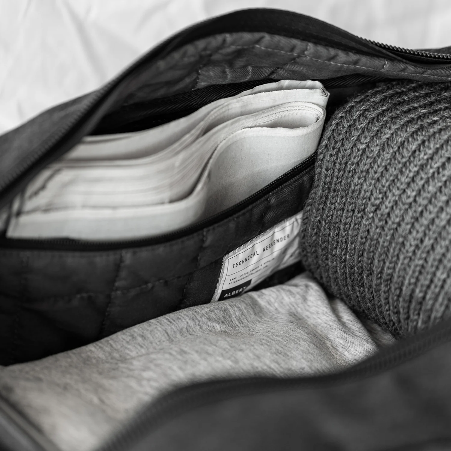 afternoons with Albert | technical weekender bag | black - Image 19
