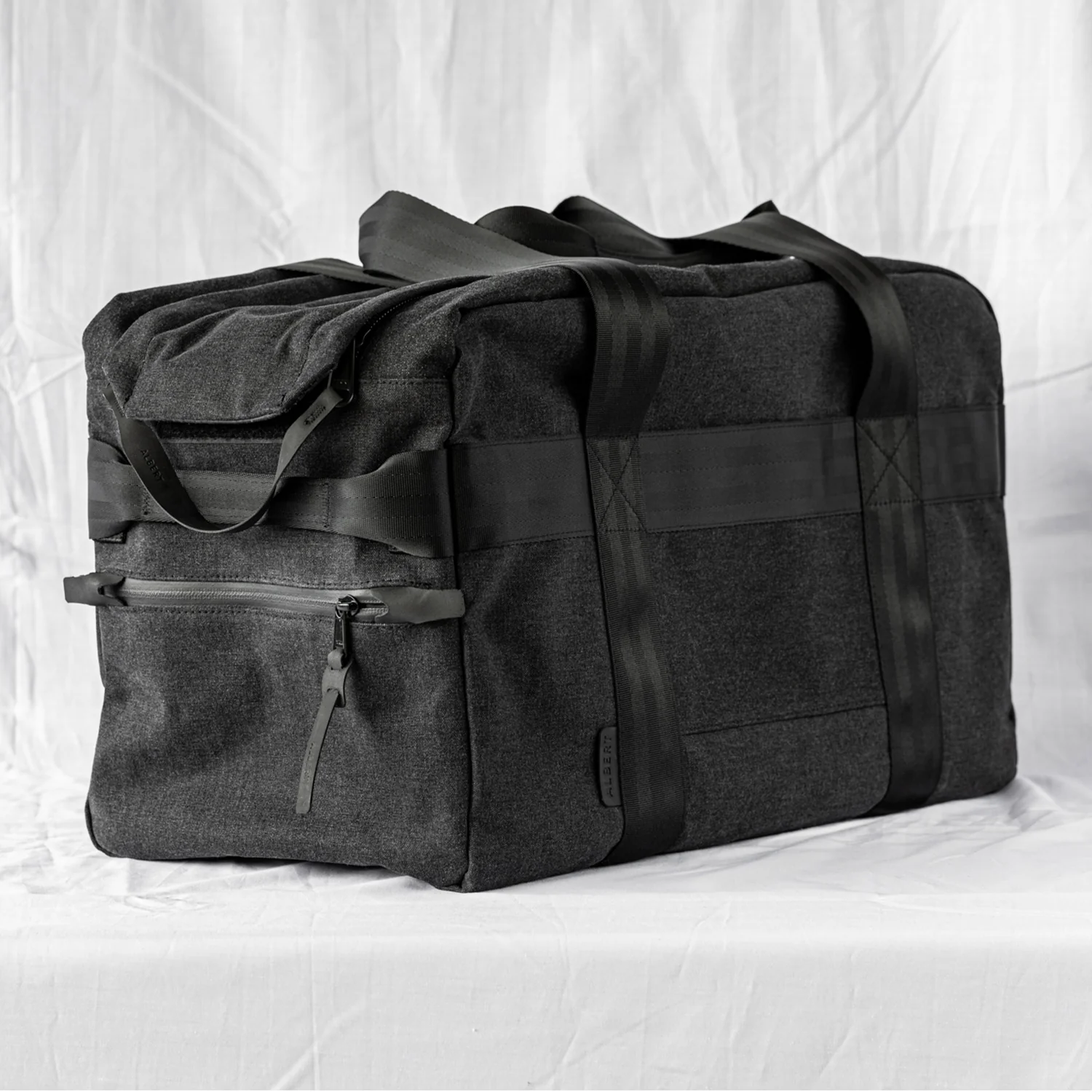 afternoons with Albert | technical weekender bag | black - Image 22