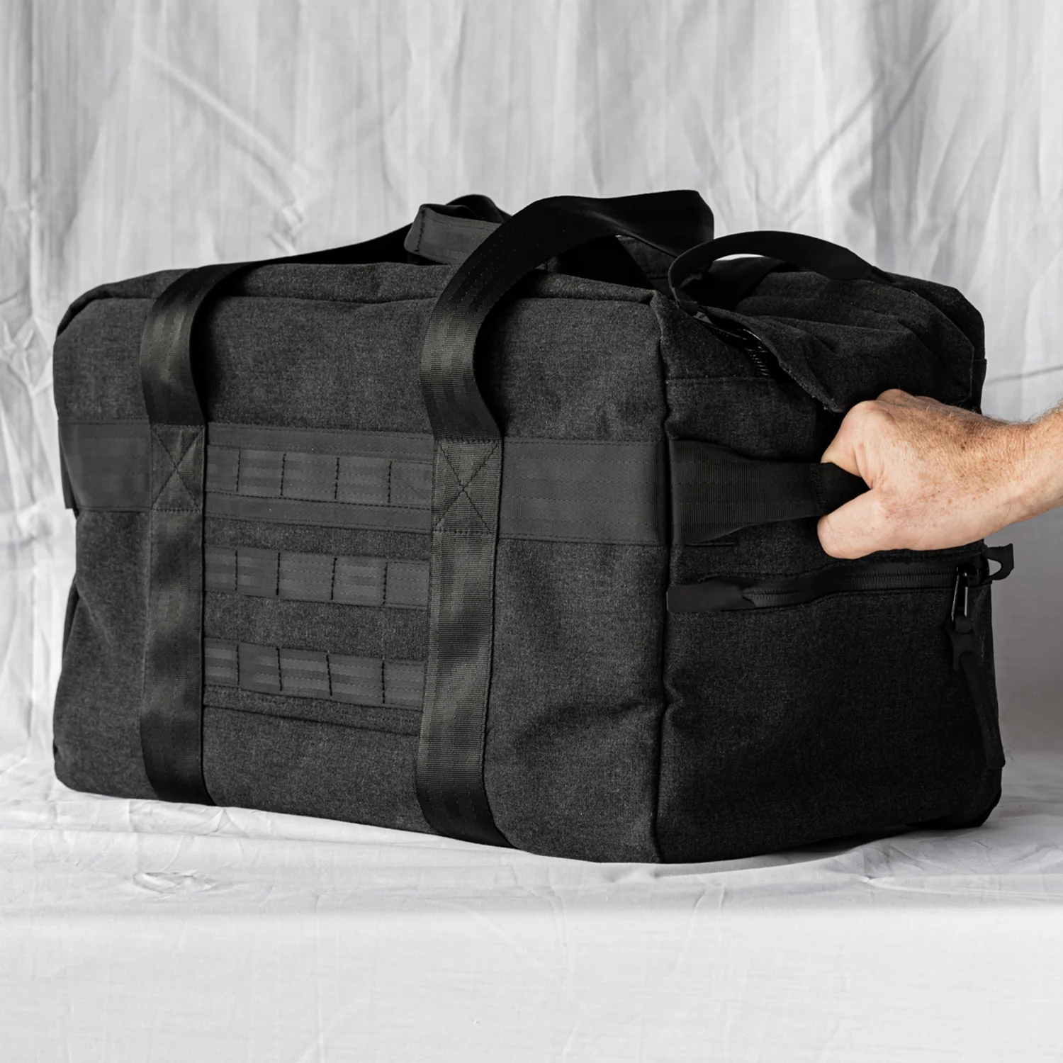 afternoons with Albert | technical weekender bag | black - Image 24