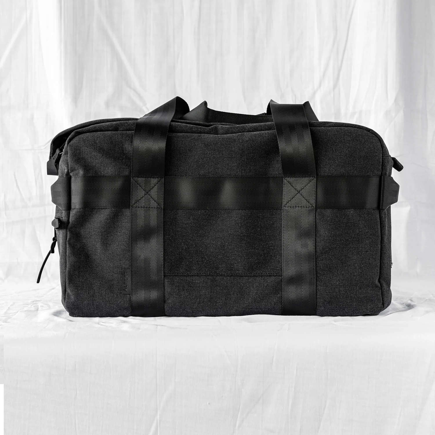 afternoons with Albert | technical weekender bag | black - Image 25