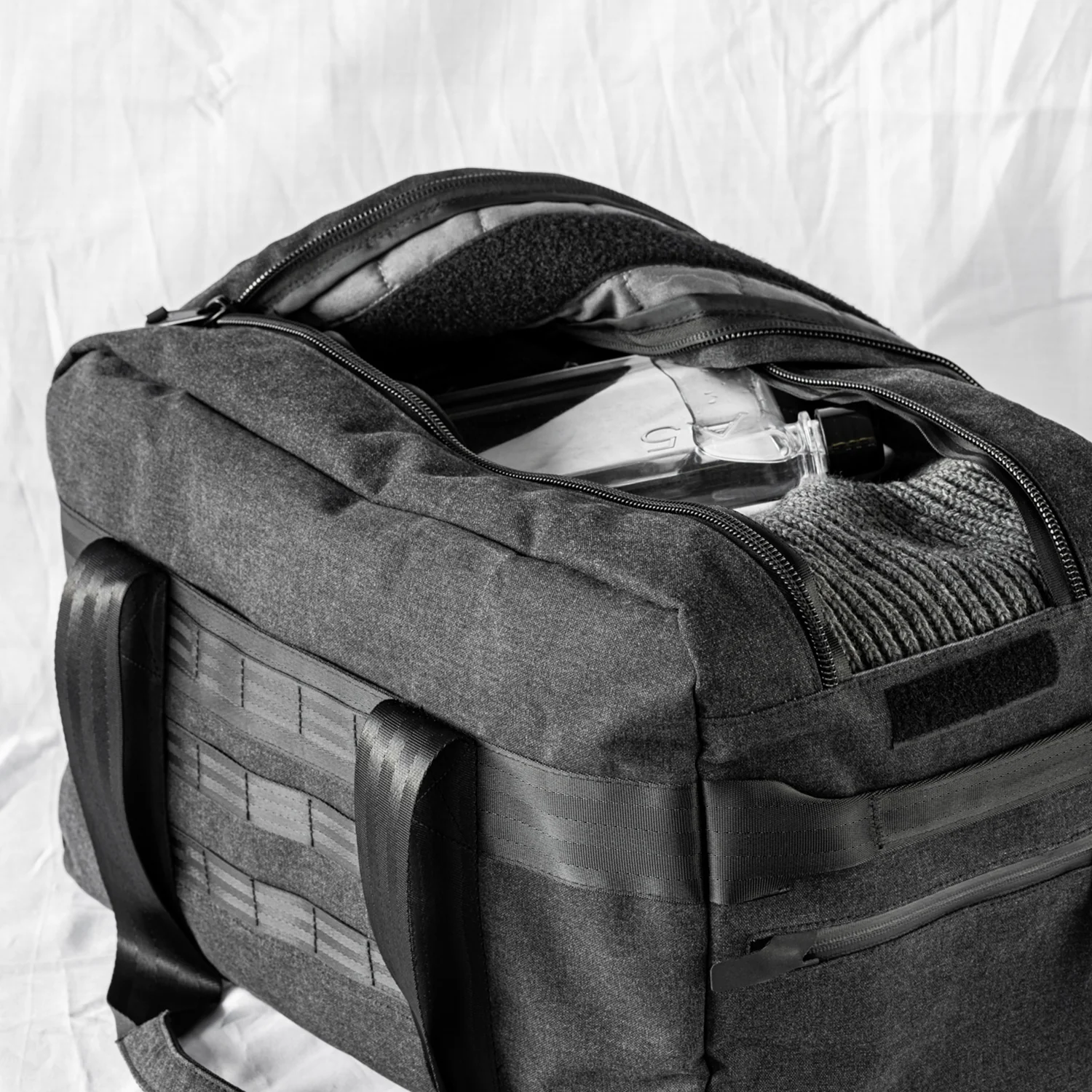 afternoons with Albert | technical weekender bag | black - Image 27