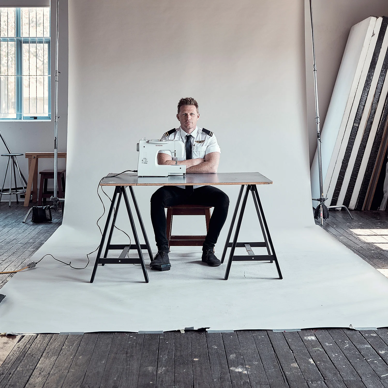 afternoons with Albert | technical weekender bag | black - Image 3