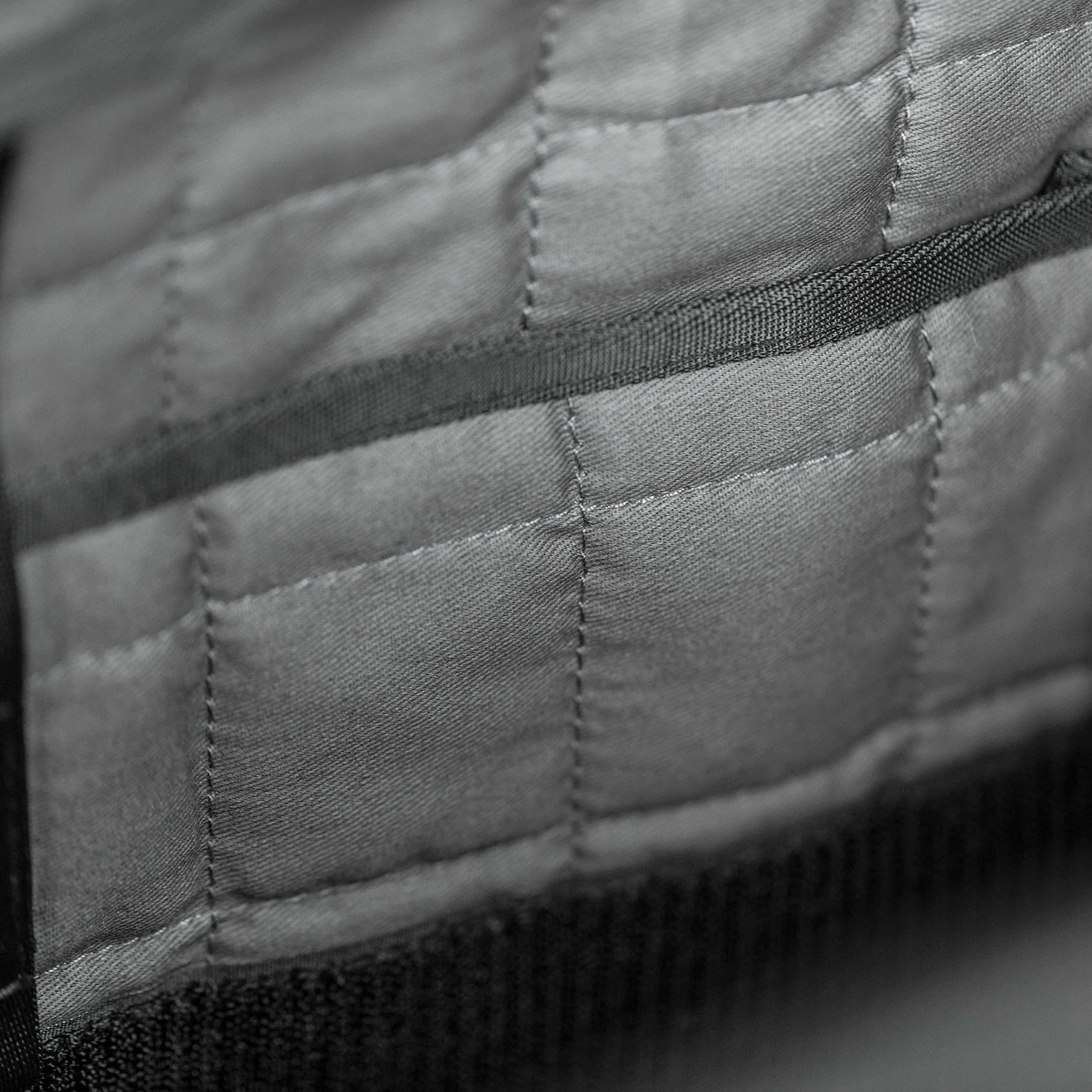 afternoons with Albert | technical weekender bag | black - Image 30