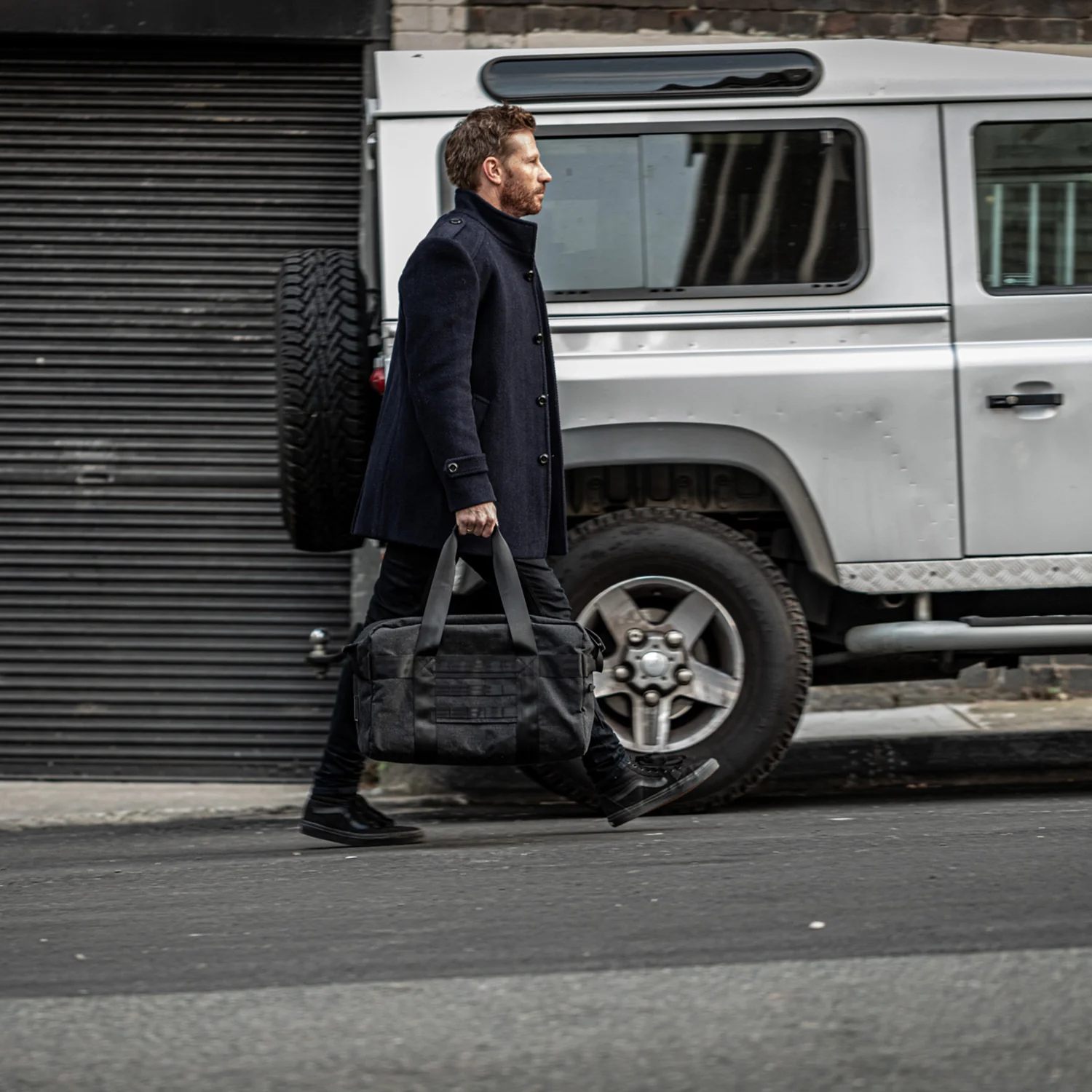 afternoons with Albert | technical weekender bag | black - Image 7