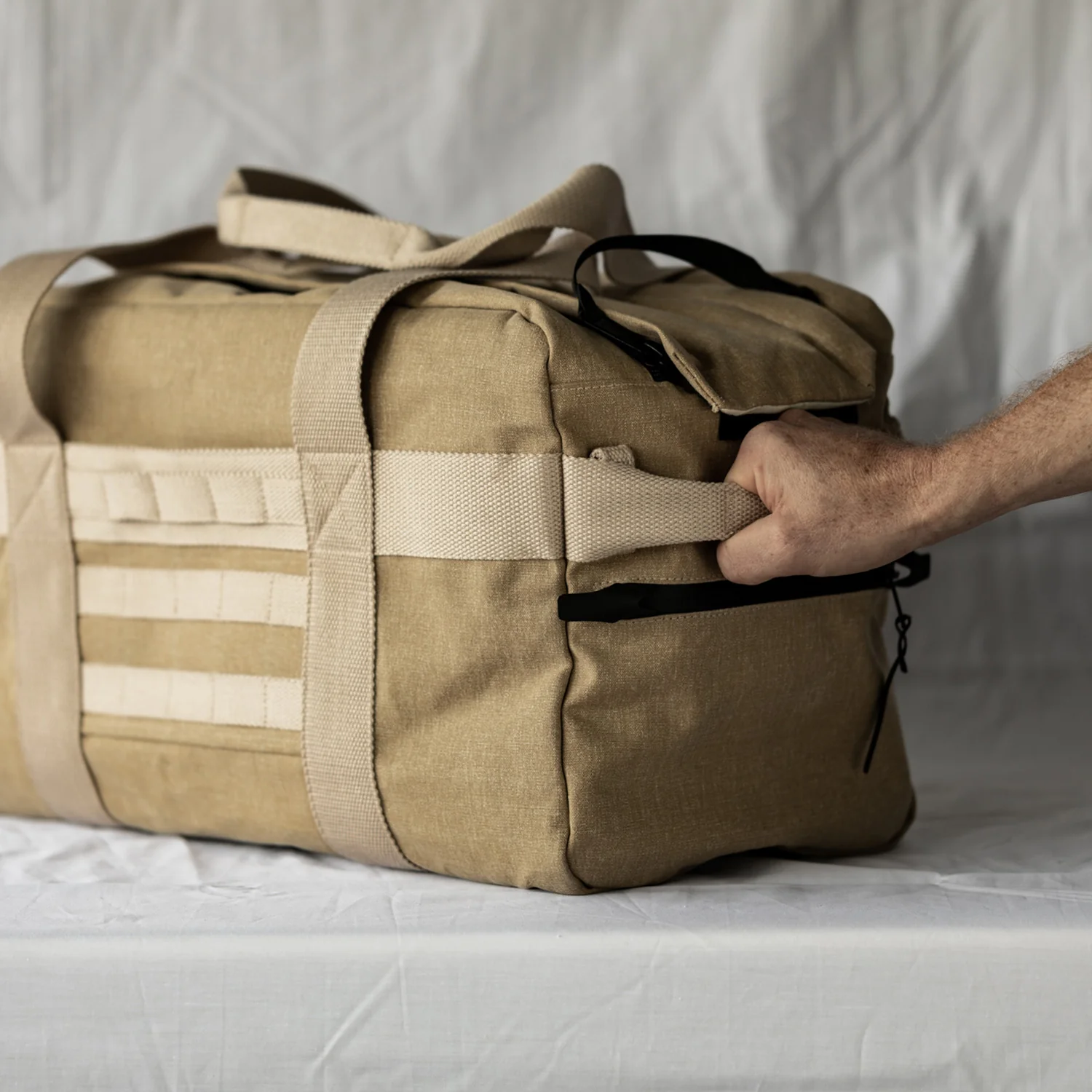 afternoons with Albert | technical weekender bag | oak - Image 11
