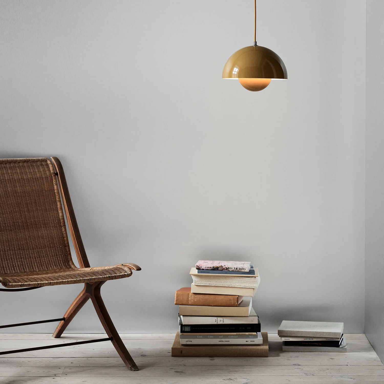 &tradition | flowerpot VP1 pendant lamp | mustard 23cm - Image 4