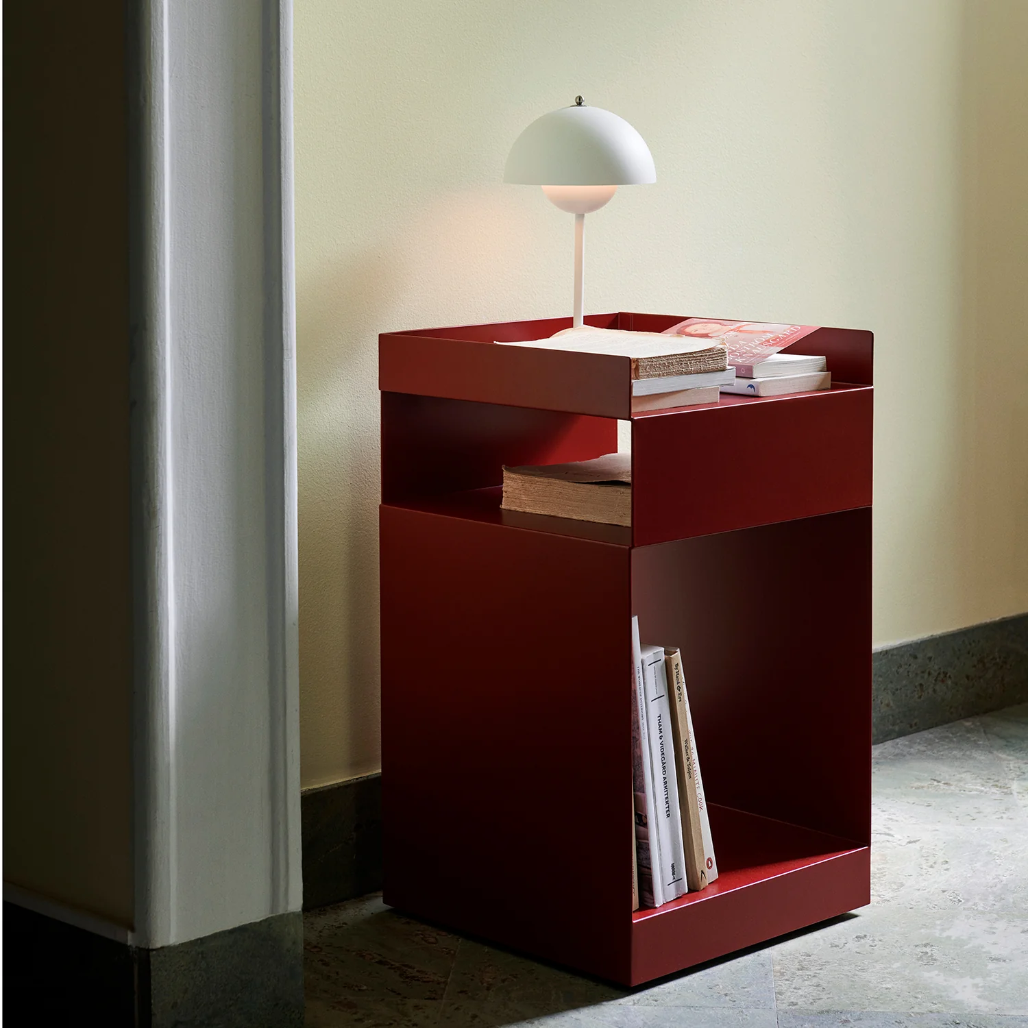 &tradition | flowerpot VP9 portable lamp | matte white - Image 9
