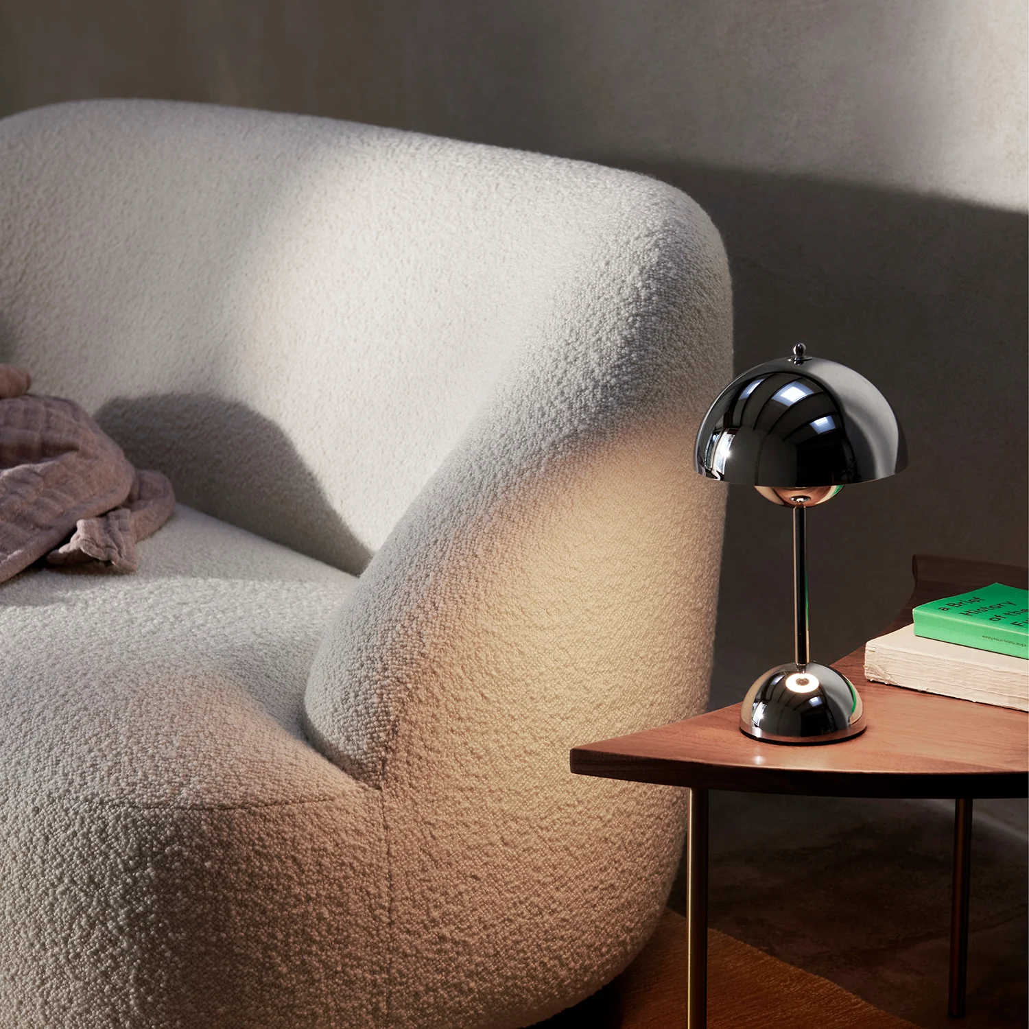 &tradition | flowerpot VP9 portable lamp | chrome - Image 10