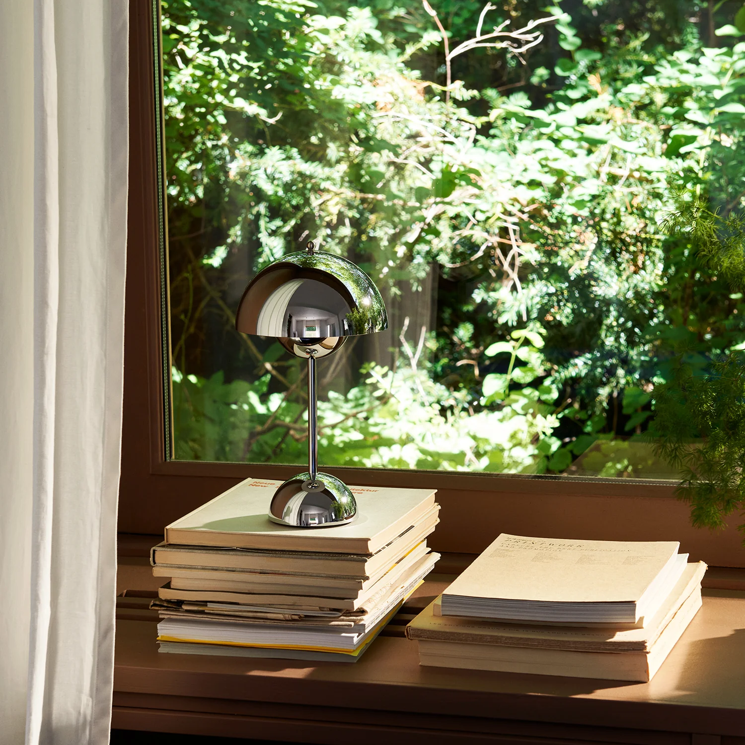 &tradition | flowerpot VP9 portable lamp | chrome - Image 13
