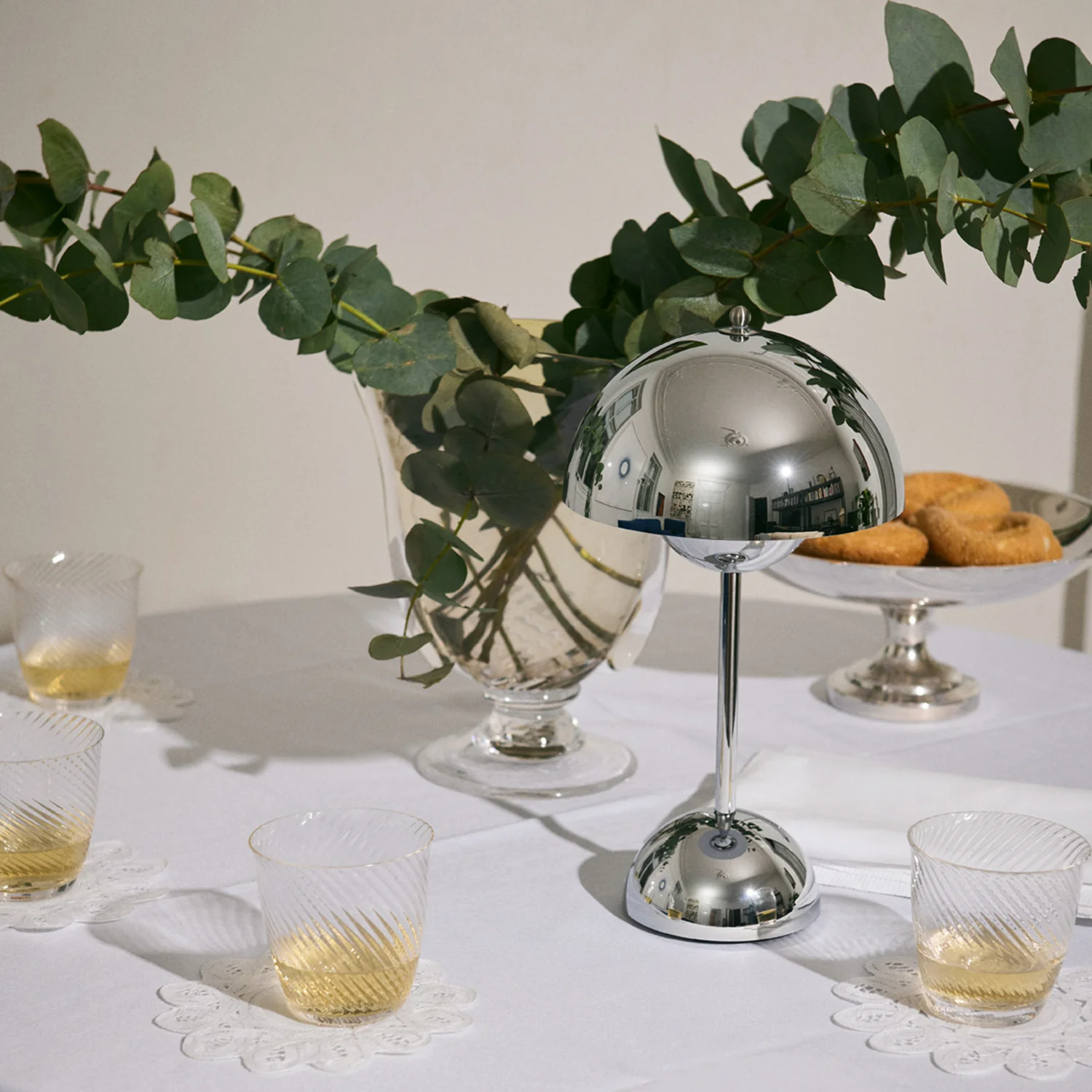 &tradition | flowerpot VP9 portable lamp | chrome - Image 16