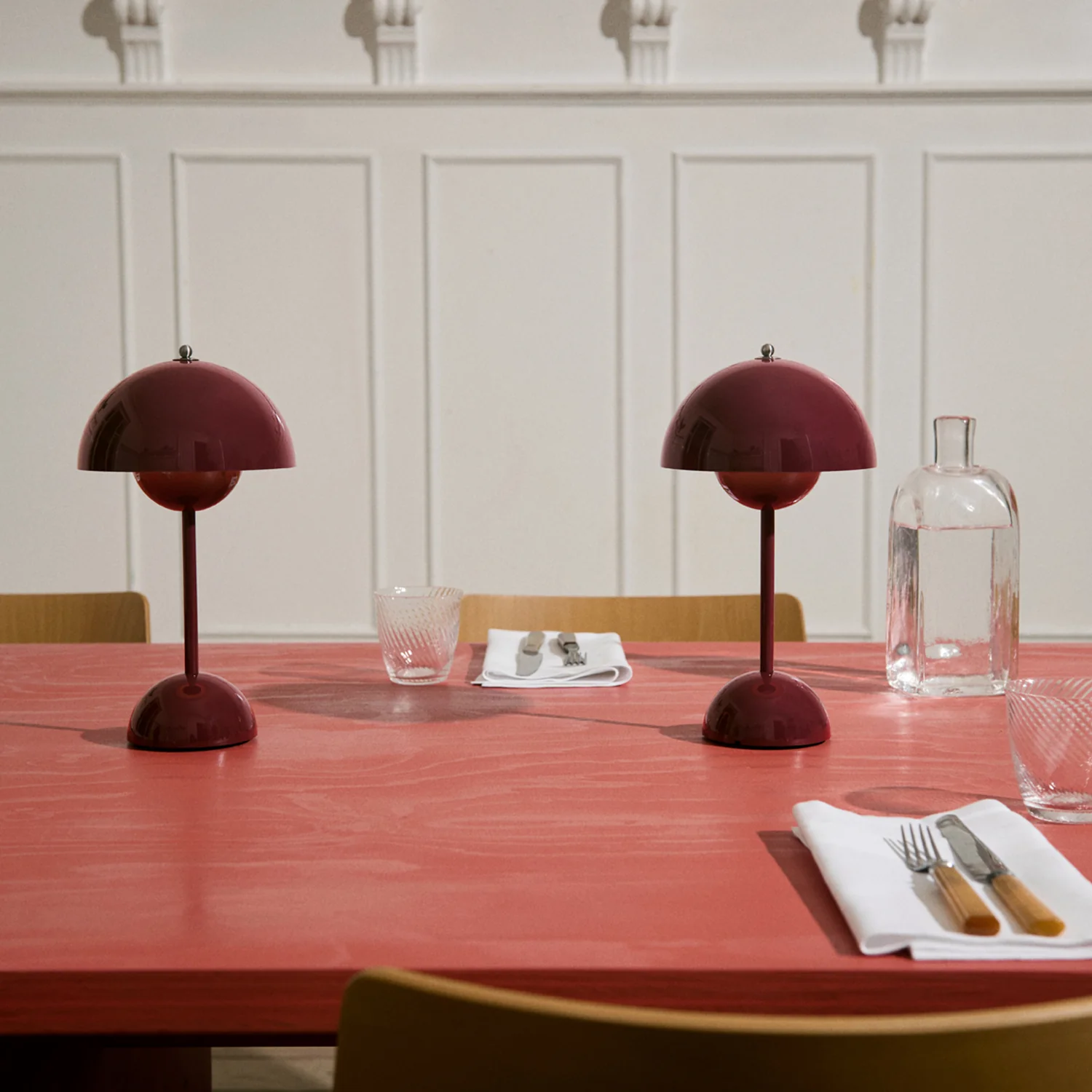 &tradition | flowerpot VP9 portable lamp | dark plum - Image 10