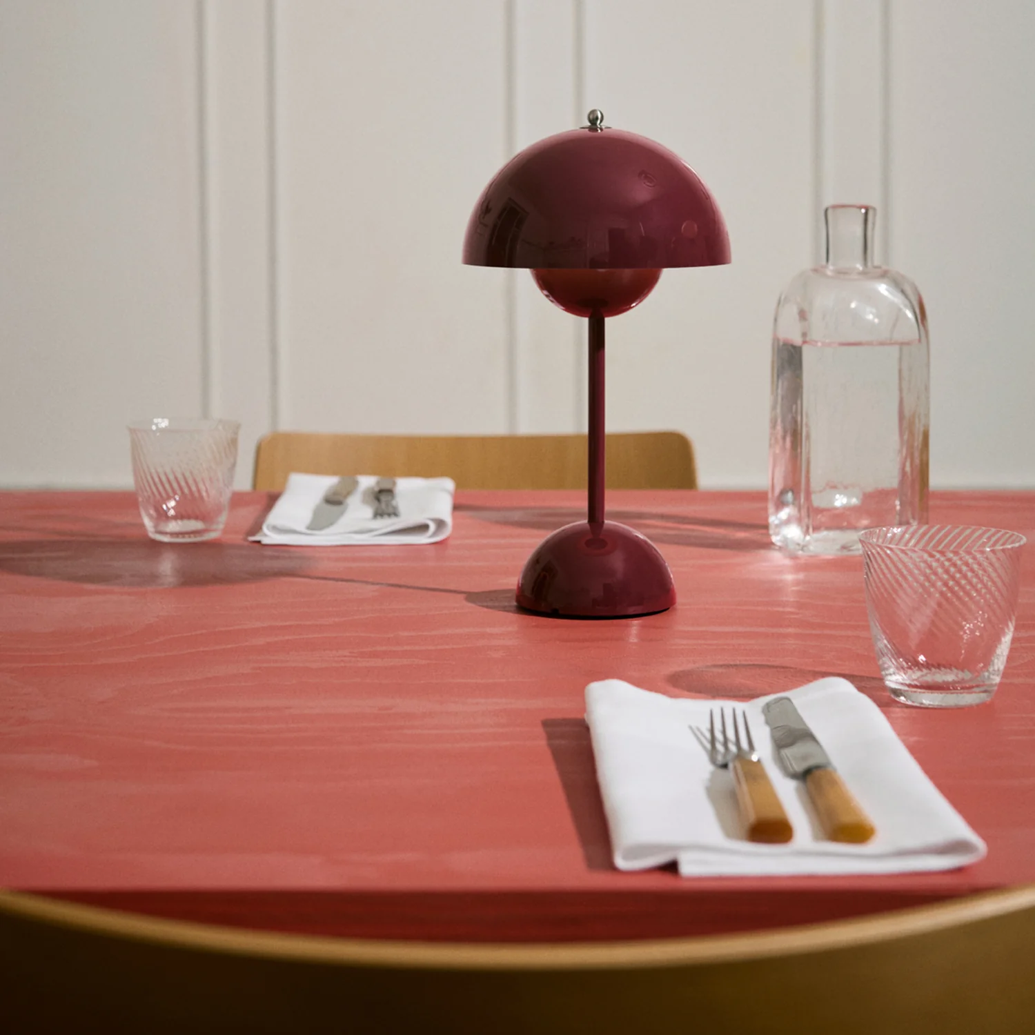&tradition | flowerpot VP9 portable lamp | dark plum - Image 11