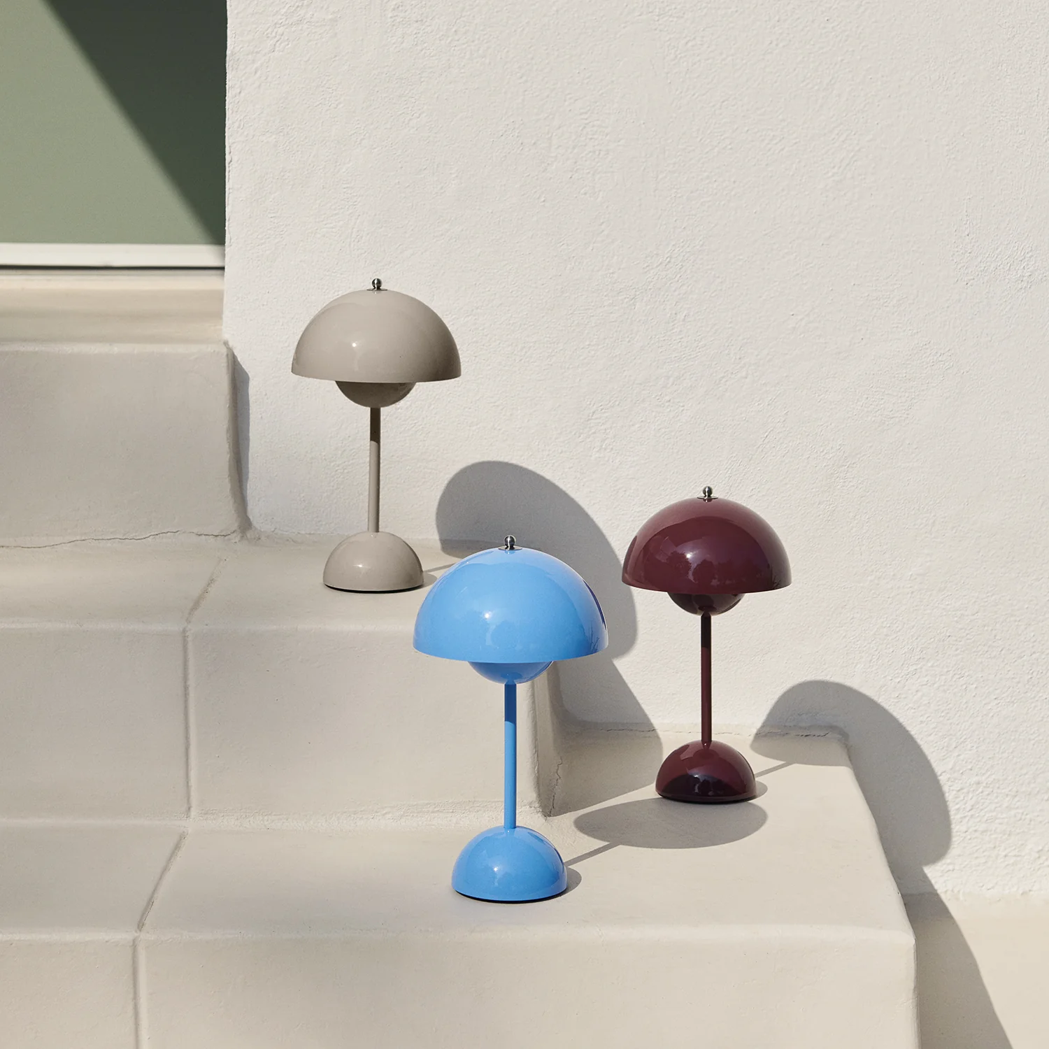 &tradition | flowerpot VP9 portable lamp | dark plum - Image 13
