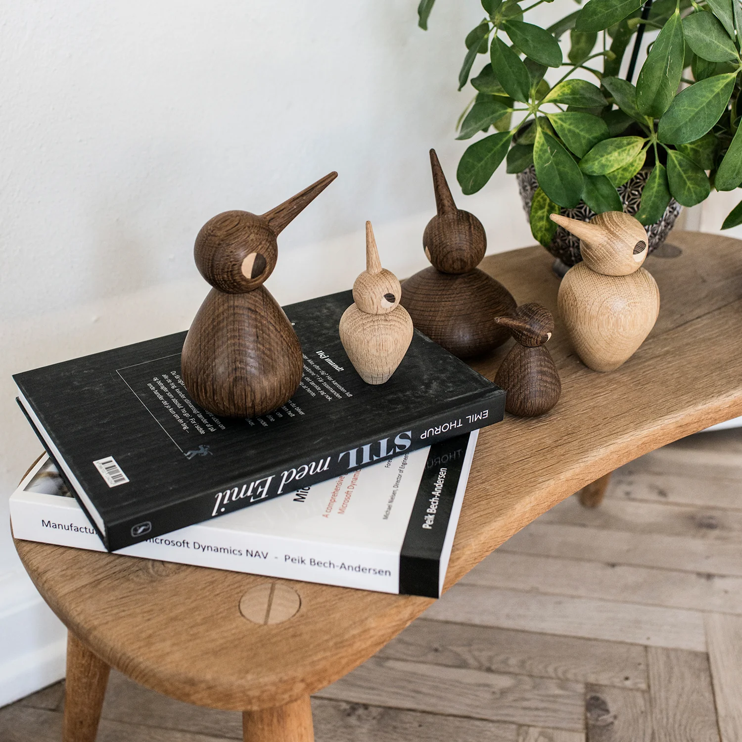 architectmade | wooden bird | chubby smoked oak - Image 5