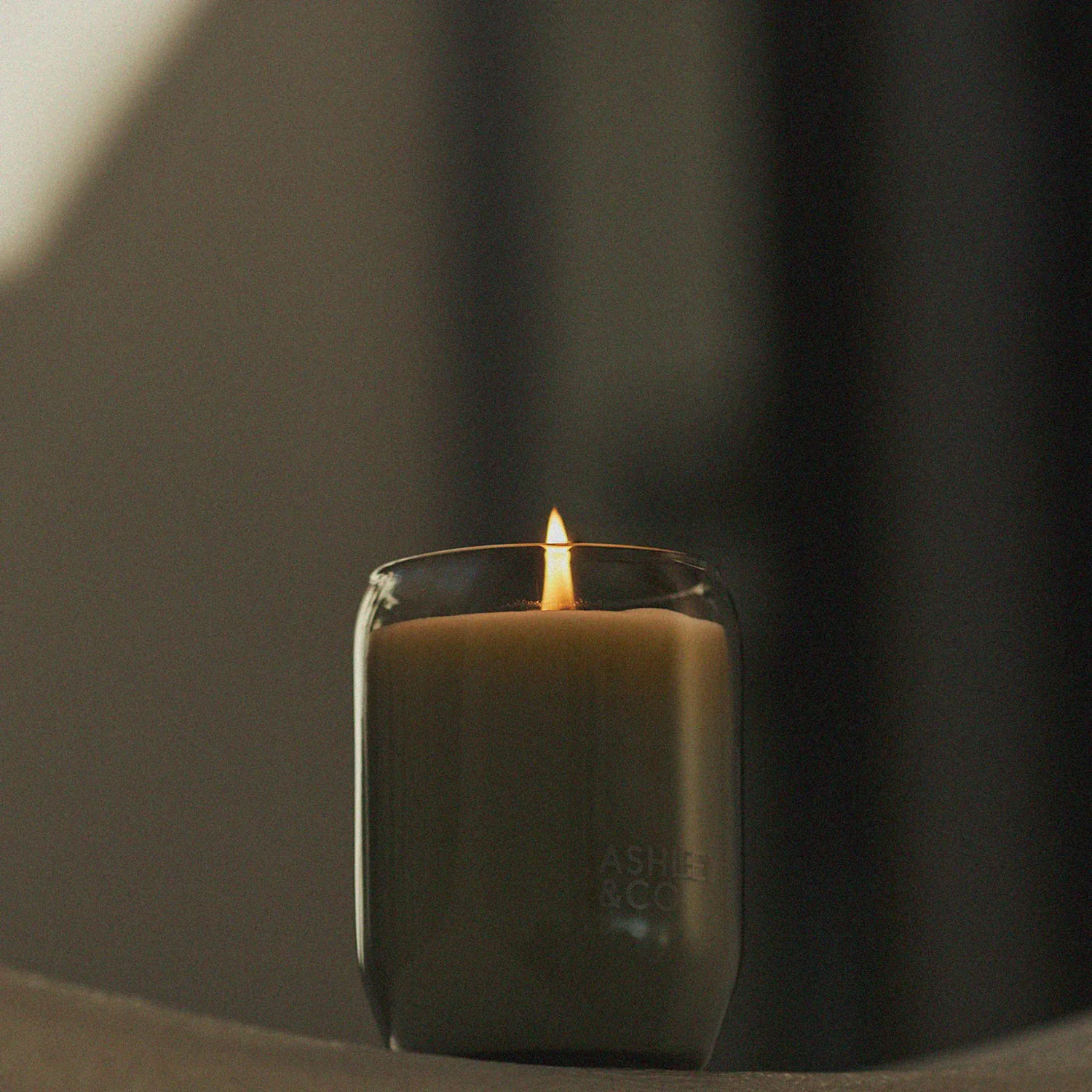 ashley + co | waxed perfume scented candle | bubbles + polkadots - Image 7