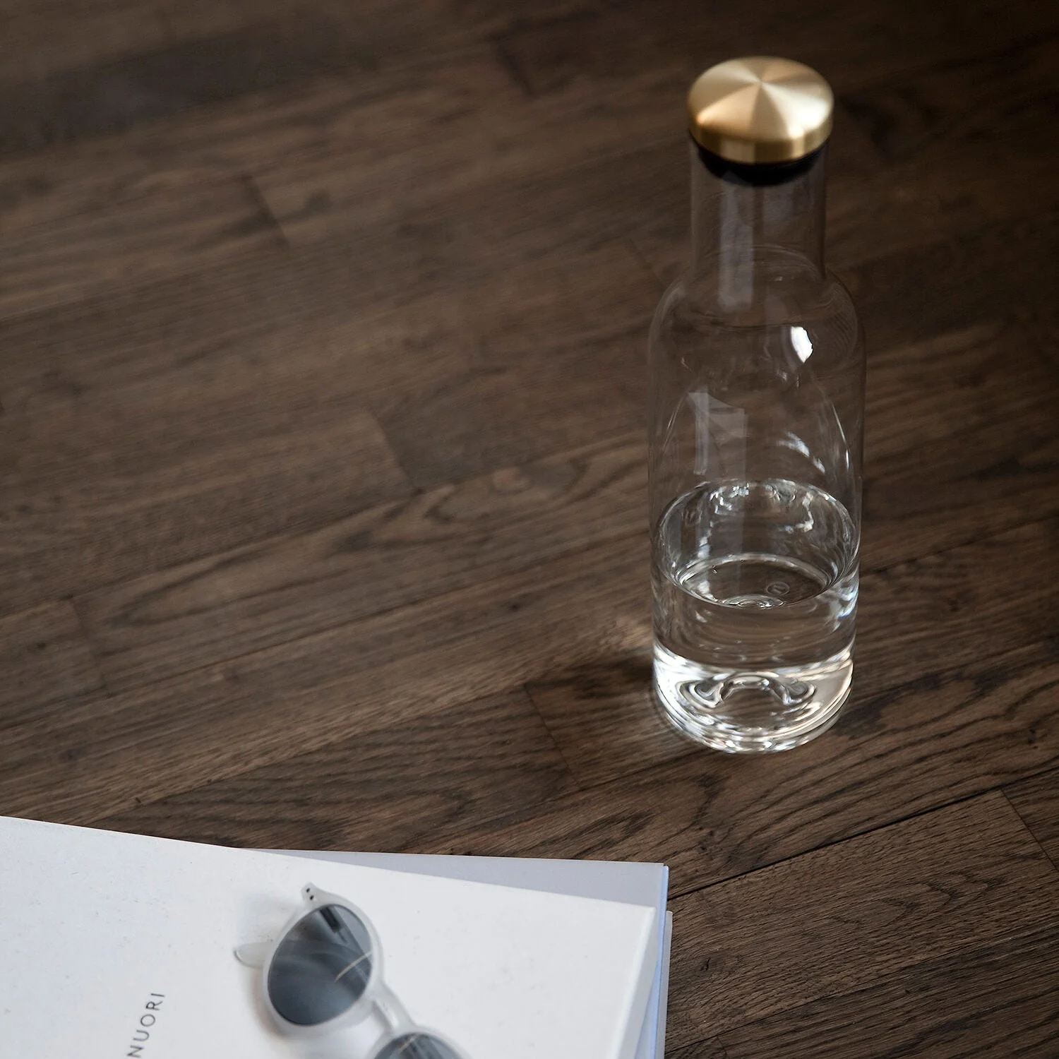 audo copenhagen (menu) | bottle carafe | brass lid 1 litre - Image 3