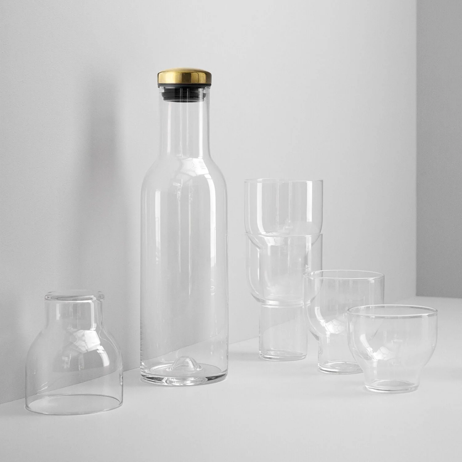 audo copenhagen (menu) | bottle carafe | brass lid 1 litre - Image 4