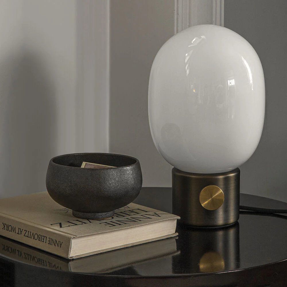 audo copenhagen (menu) | jwda table lamp small | bronzed brass - Image 3