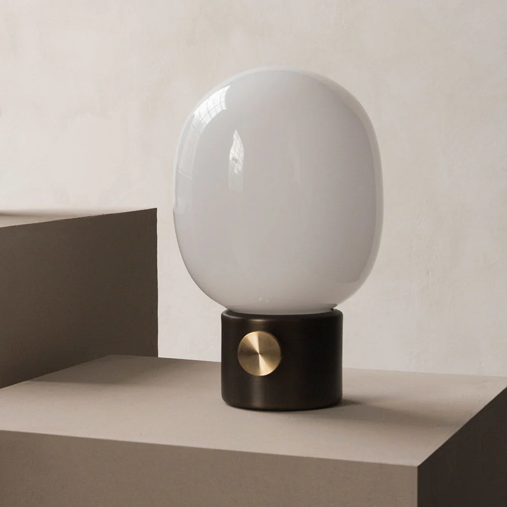 audo copenhagen (menu) | jwda table lamp small | bronzed brass - Image 6