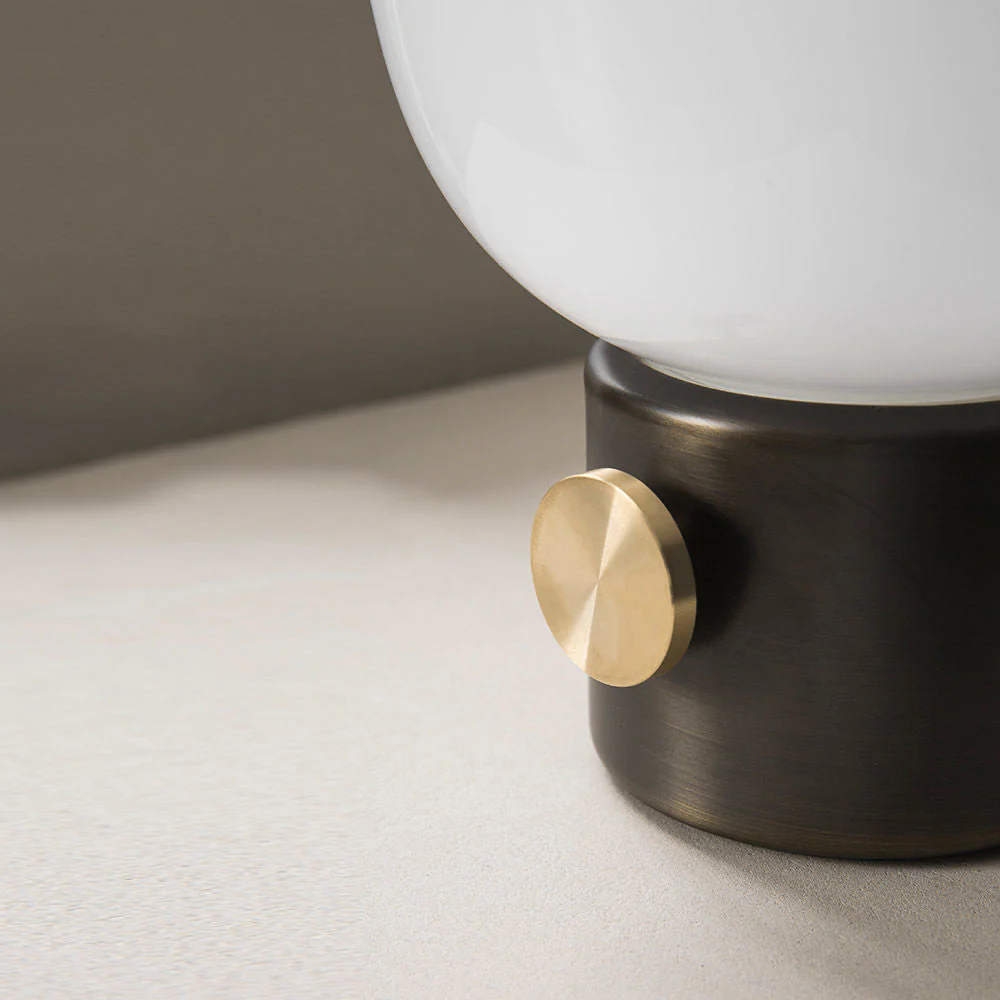 audo copenhagen (menu) | jwda table lamp small | bronzed brass - Image 7