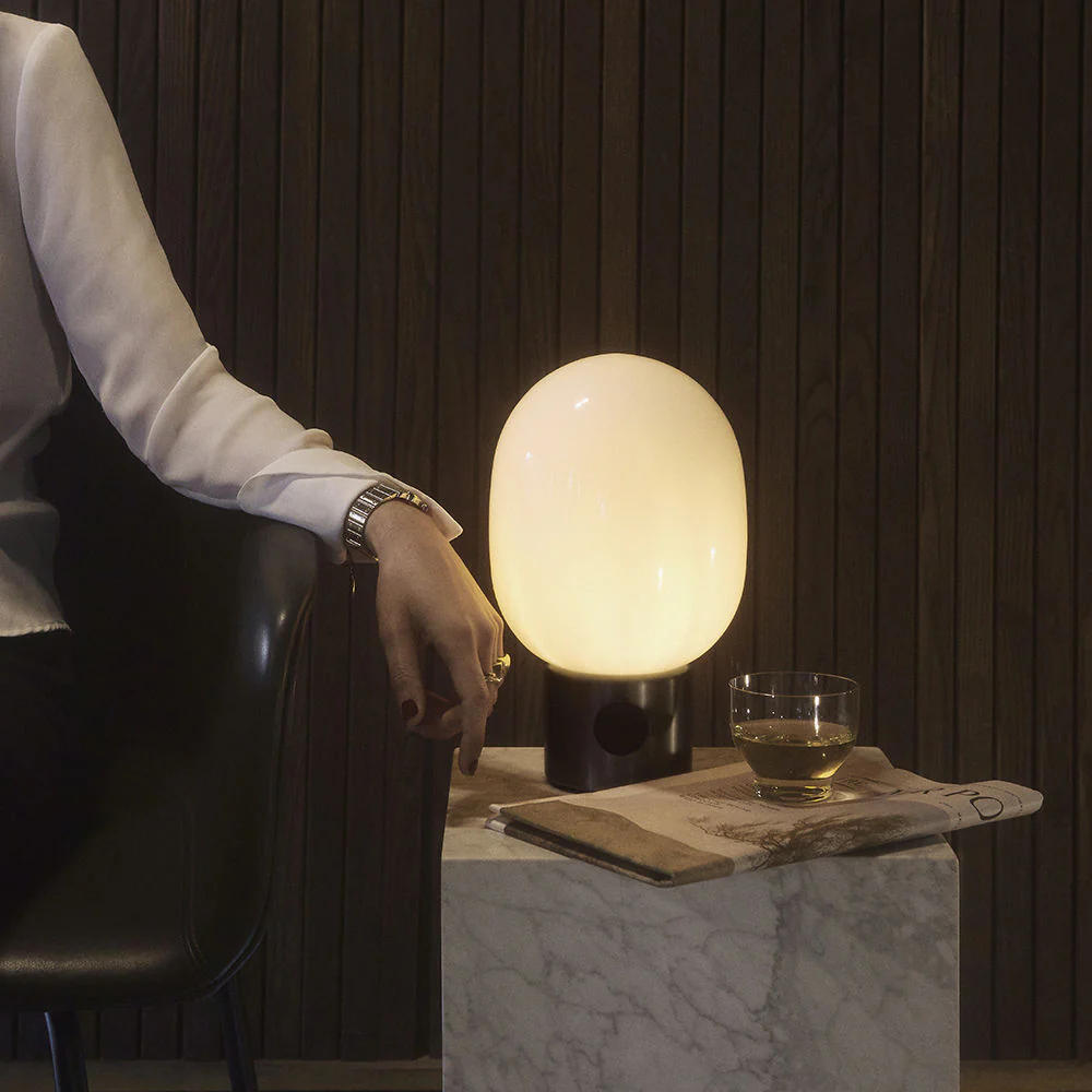 audo copenhagen (menu) | jwda table lamp small | black painted steel - Image 3