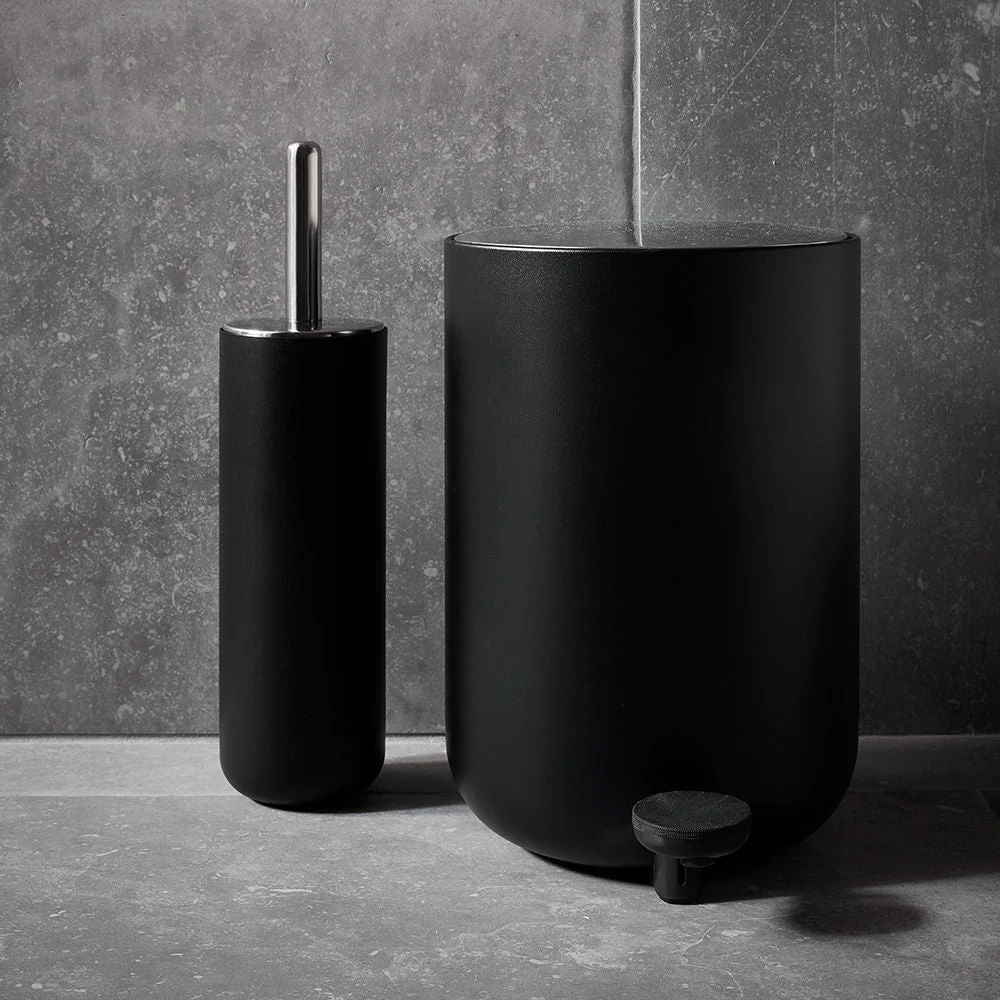 audo copenhagen (menu) | norm pedal bin 7 litre | matte black - DC - Image 5