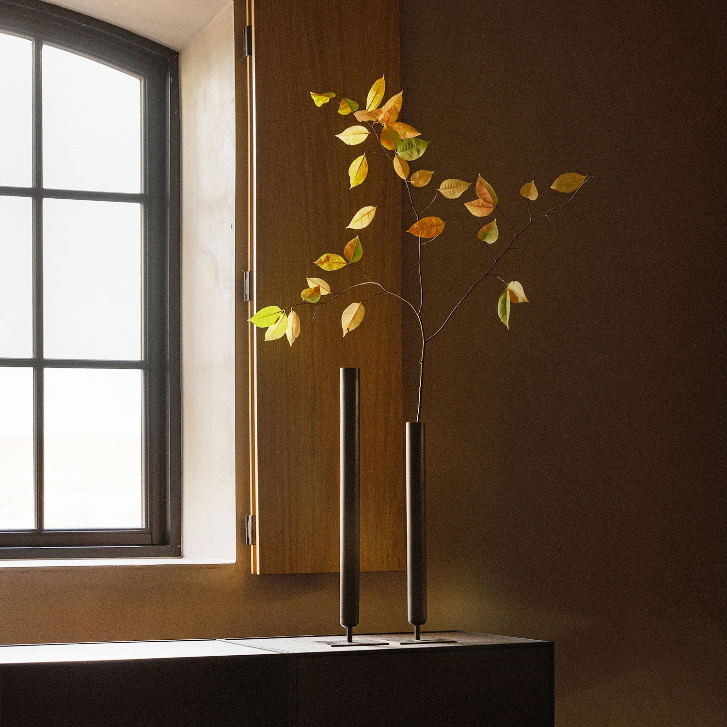 audo copenhagen (menu) | stance vase | bronzed brass 50cm - Image 17
