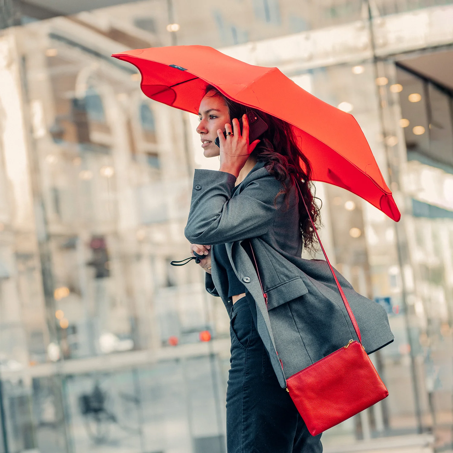 blunt | metro umbrella | cherry red - Image 4