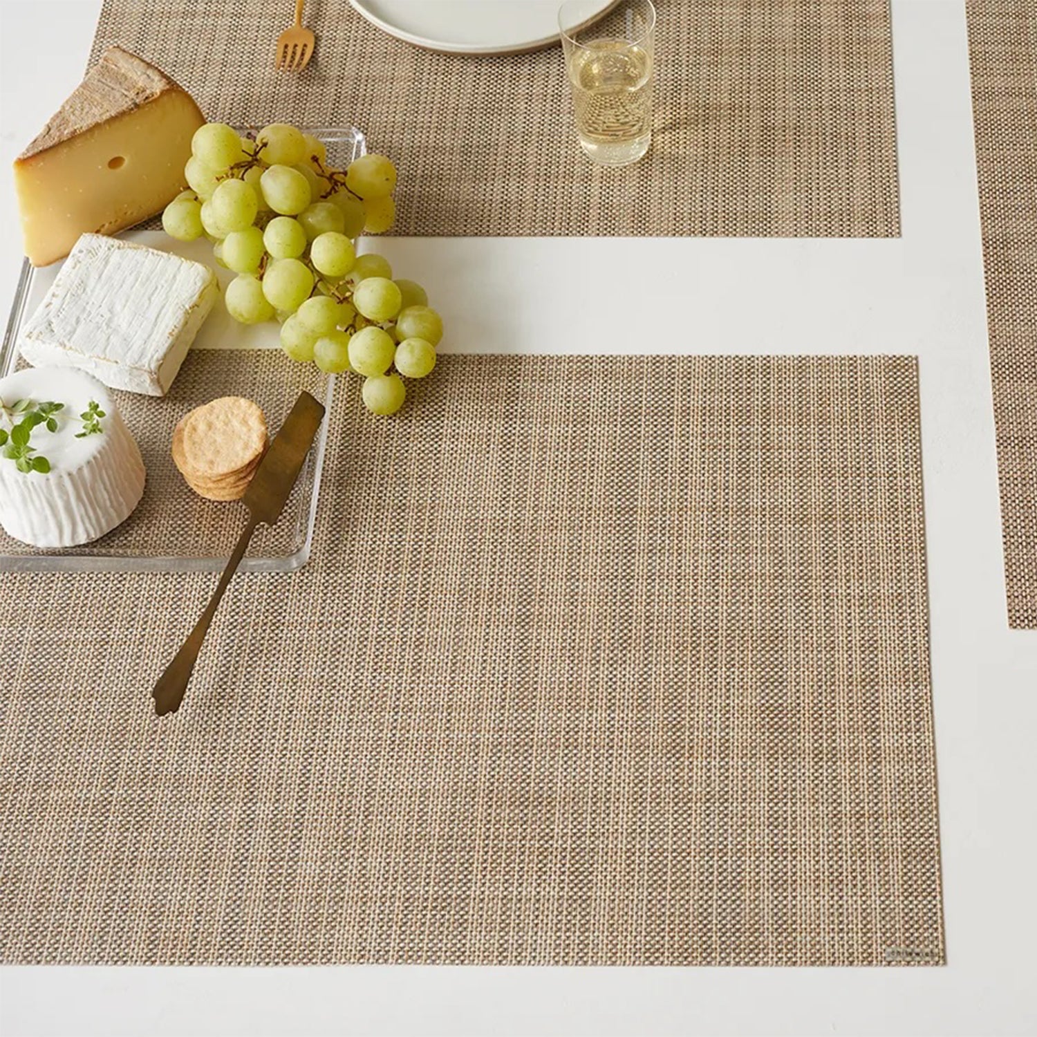 chilewich | placemat rectangle | mini basketweave parchment - Image 4