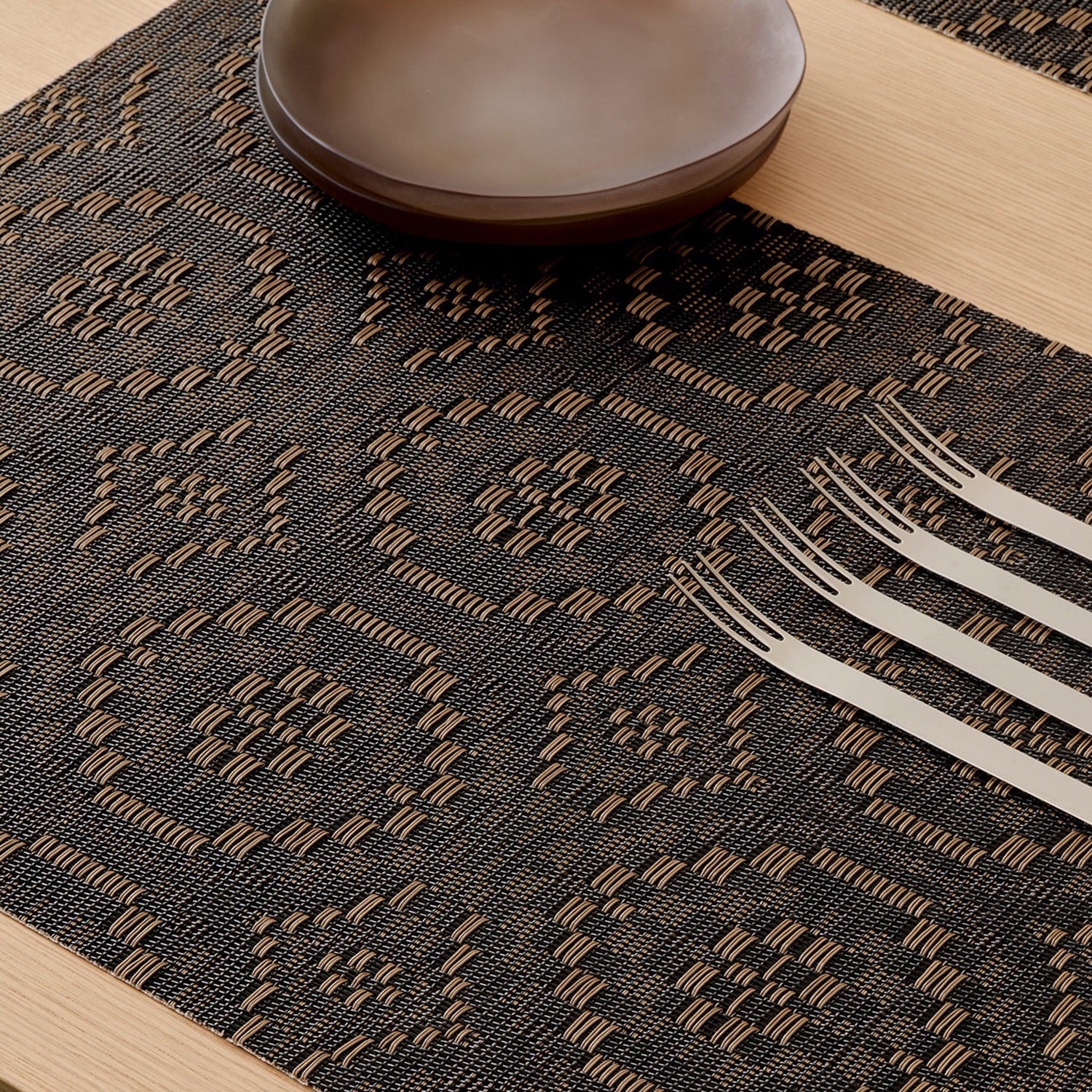 chilewich | placemat rectangle | overshot tiger eye - Image 2