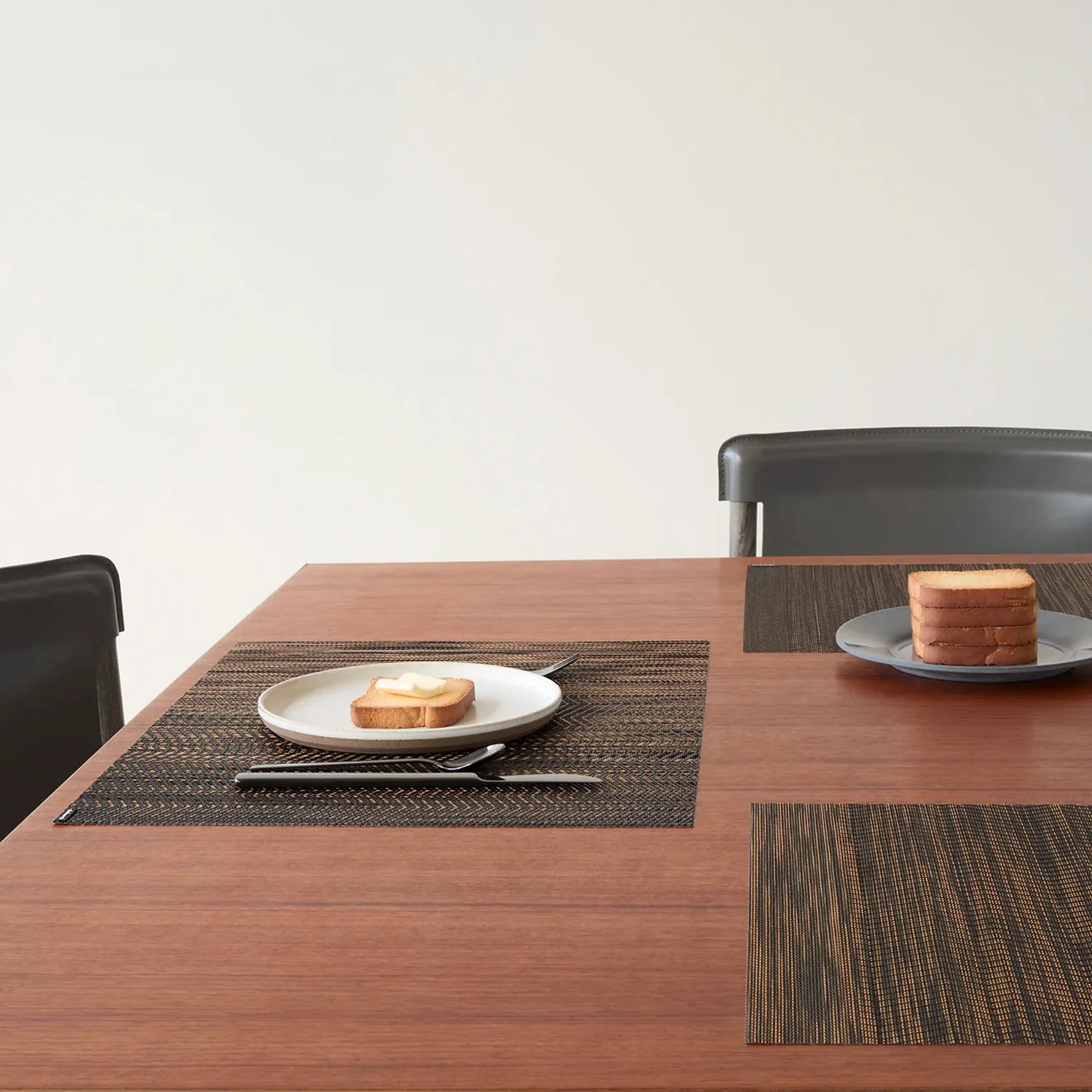 chilewich | placemat rectangle | wave tiger eye - Image 4
