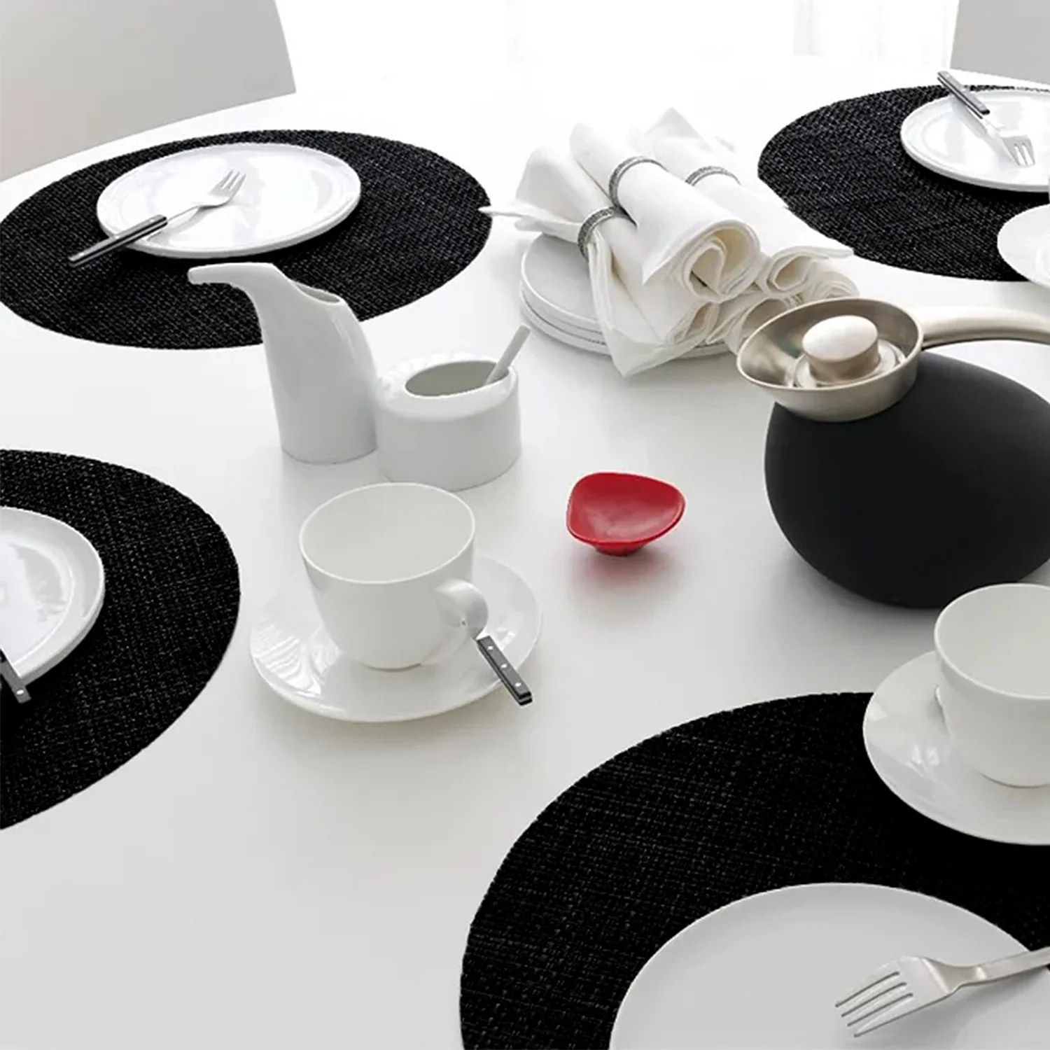 chilewich | placemat round | basketweave black - Image 3