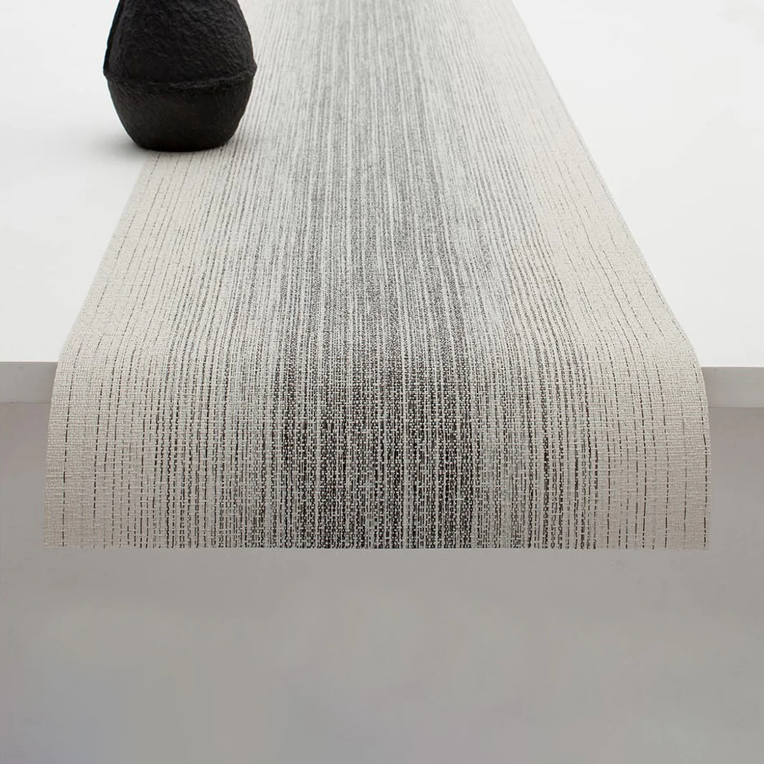 chilewich | table runner 36x183cm | ombre natural