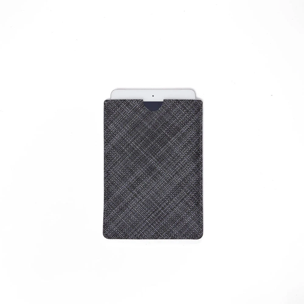 chilewich | tablet sleeve small | basketweave cool grey - DC - Image 2