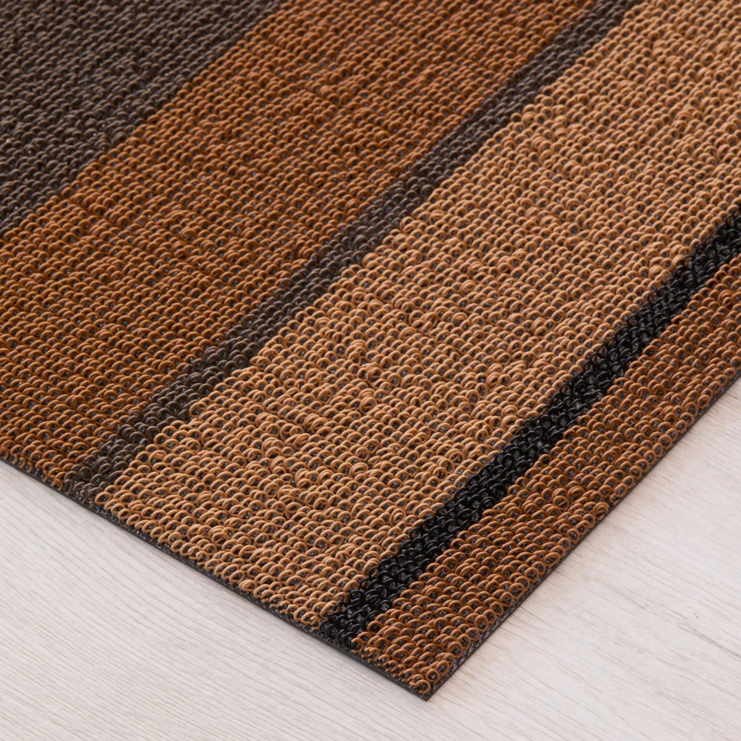 chilewich | shag utility doormat 61x91cm (24x36") | bolt stripe honey - Image 3