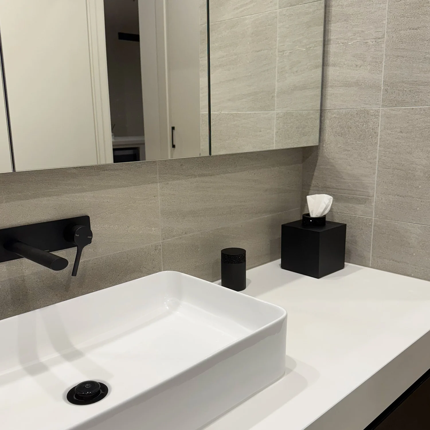decor walther | ROCKS series | tissue box | matte black + swarovski crystals - Image 4