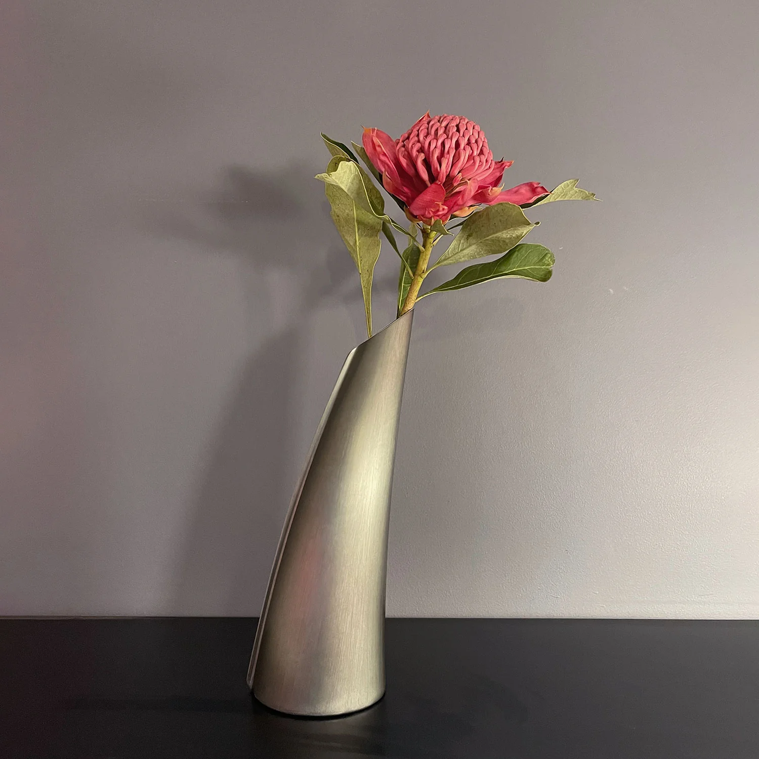 fink | single stem vase | silver medium - LC - Image 2