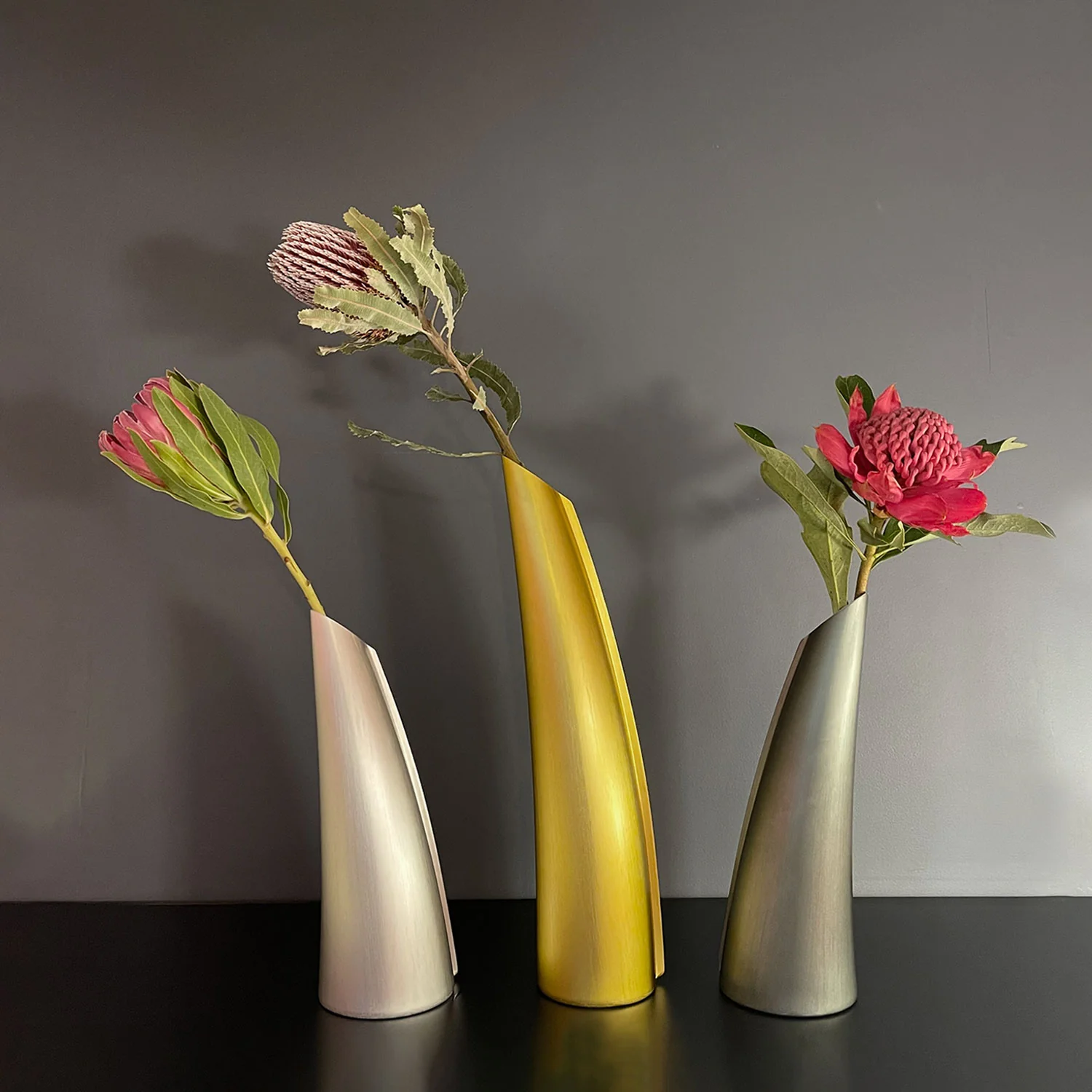 fink | single stem vase | silver medium - LC - Image 3