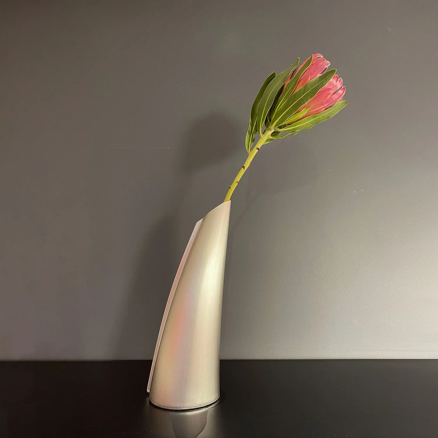 fink | single stem vase | silver medium - LC - Image 4