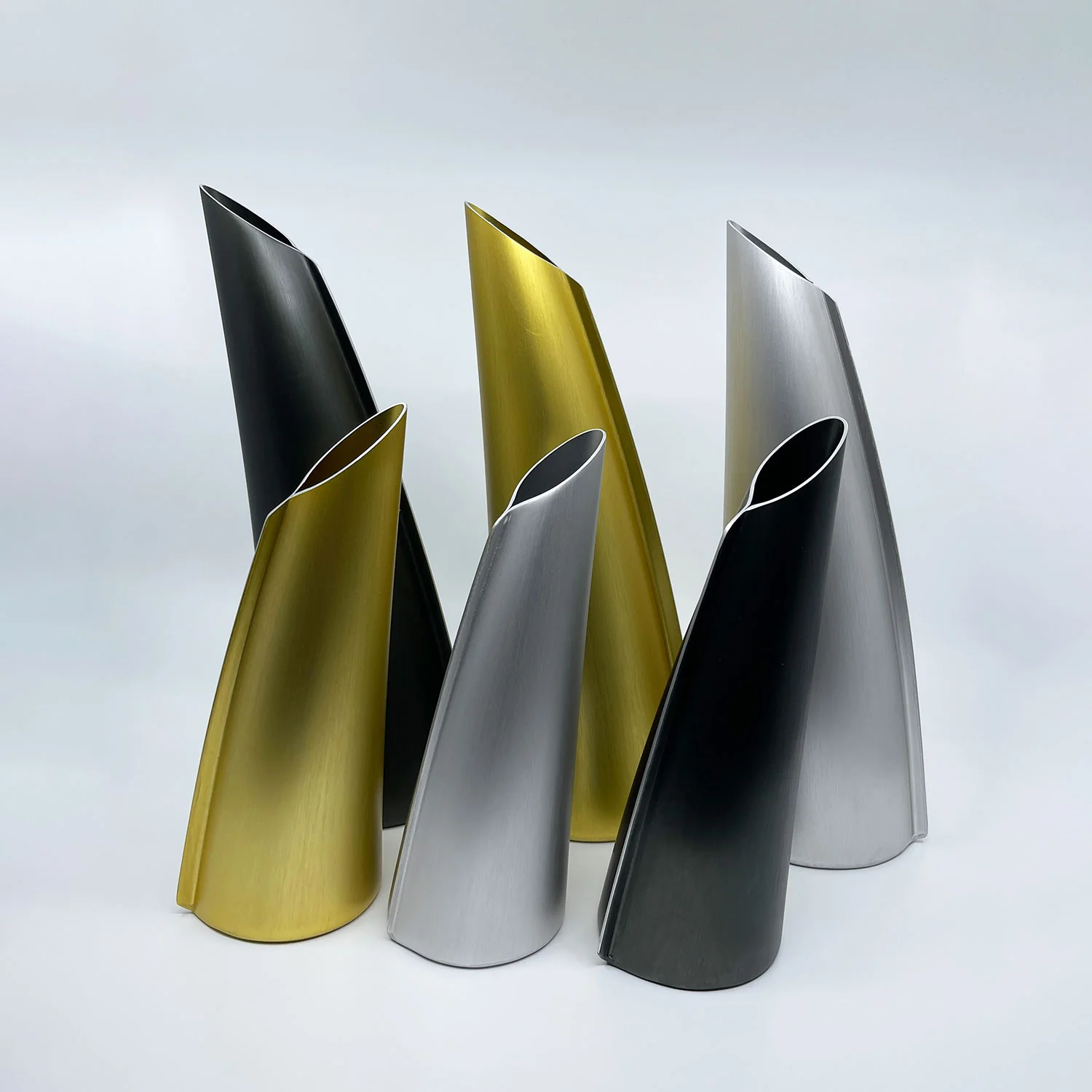 fink | single stem vase | silver medium - LC - Image 6