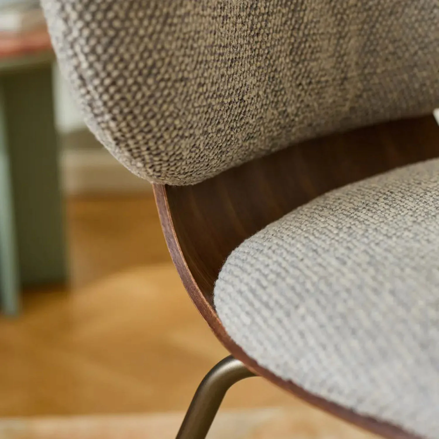 freifrau | ivy chair | twin-pipe steel frame | CATEGORY 1 FABRIC - Image 12