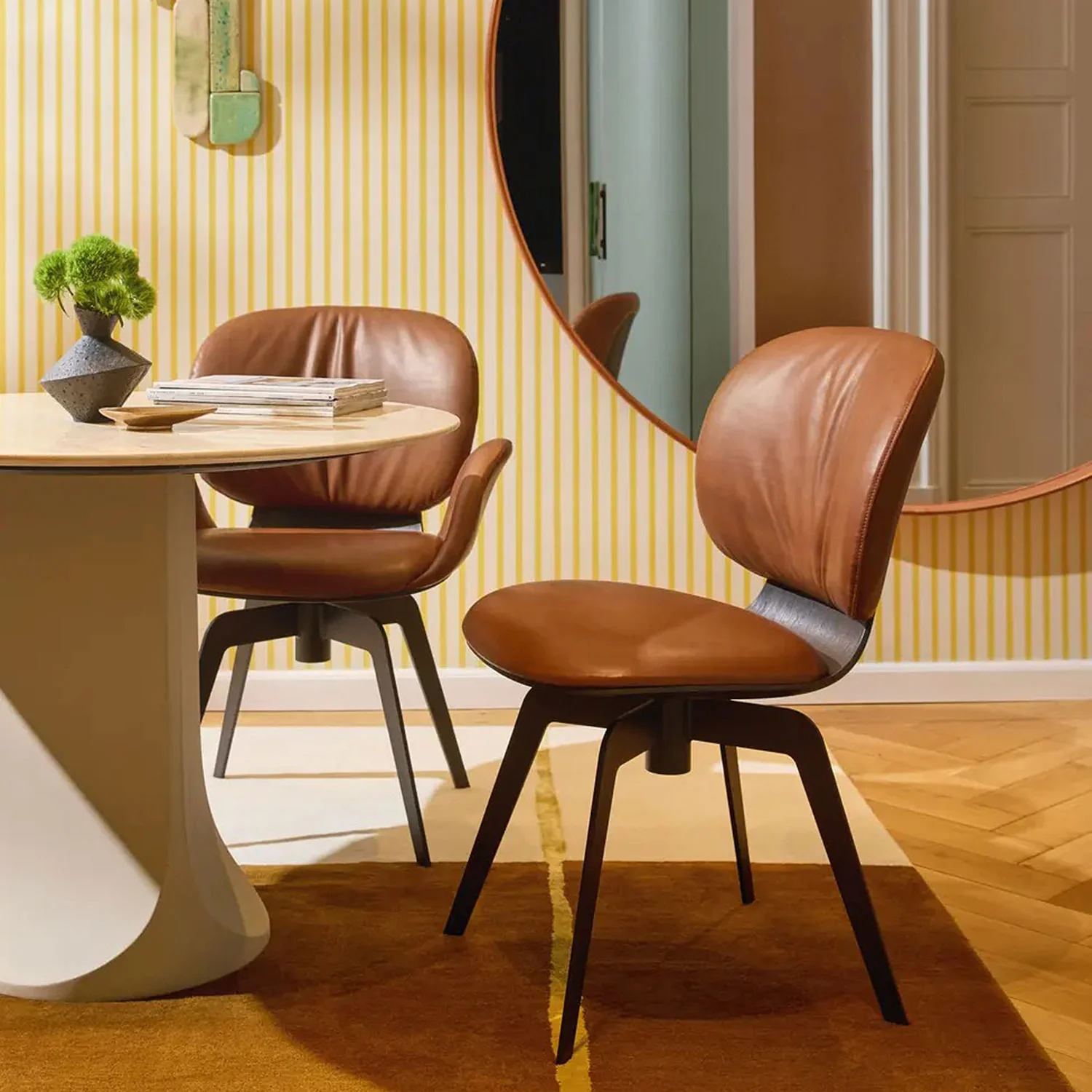 freifrau | ivy chair | twin-pipe steel frame | CATEGORY 1 FABRIC - Image 16