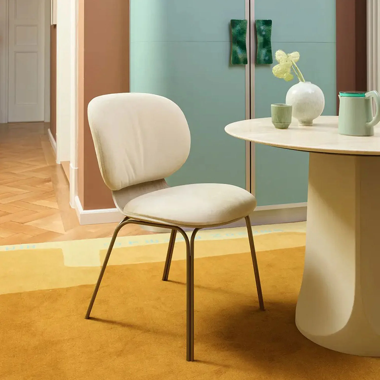 freifrau | ivy chair | twin-pipe steel frame | CATEGORY 1 FABRIC - Image 2