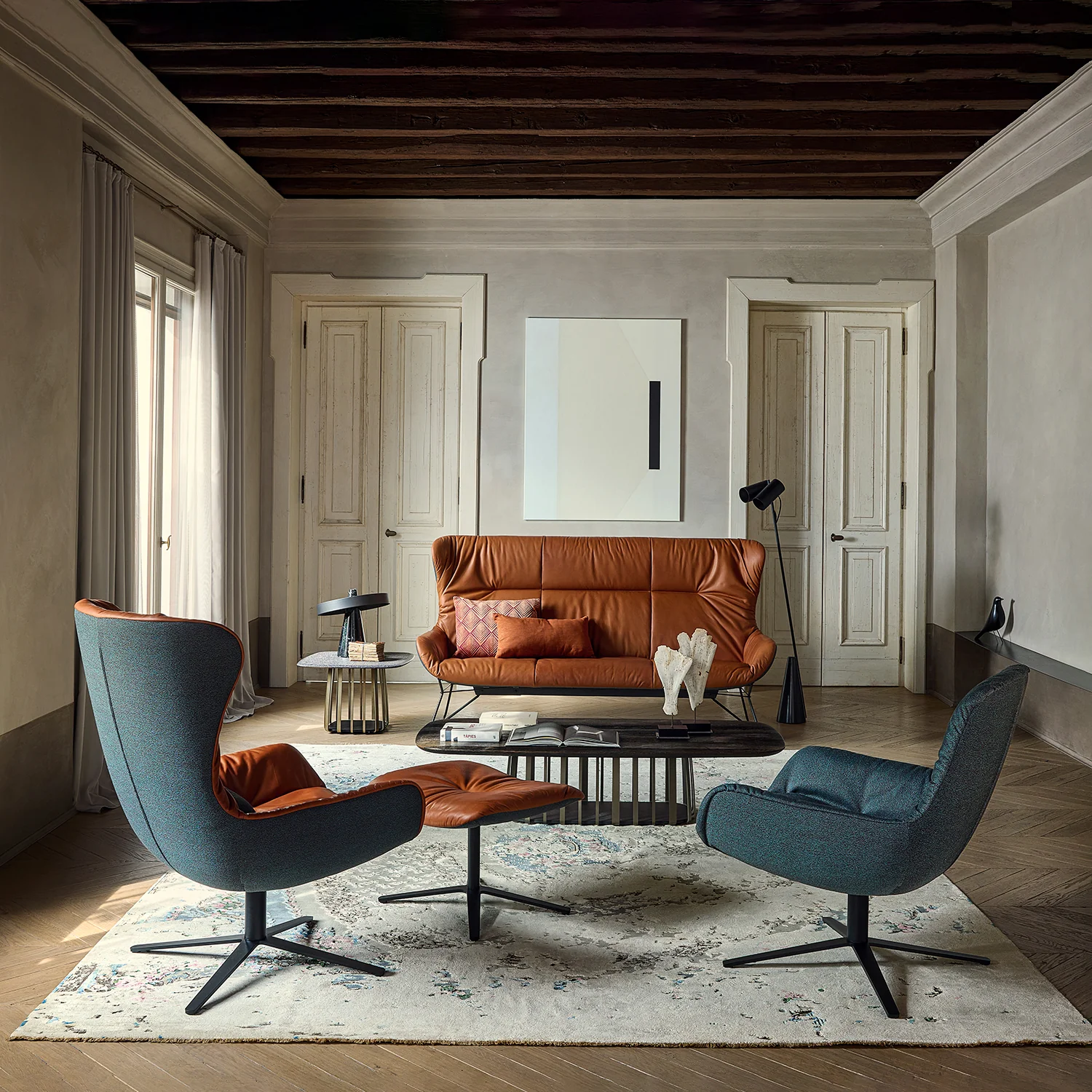 freifrau | leya lounge chair | x-base frame | orient ebony (black) leather - Image 4