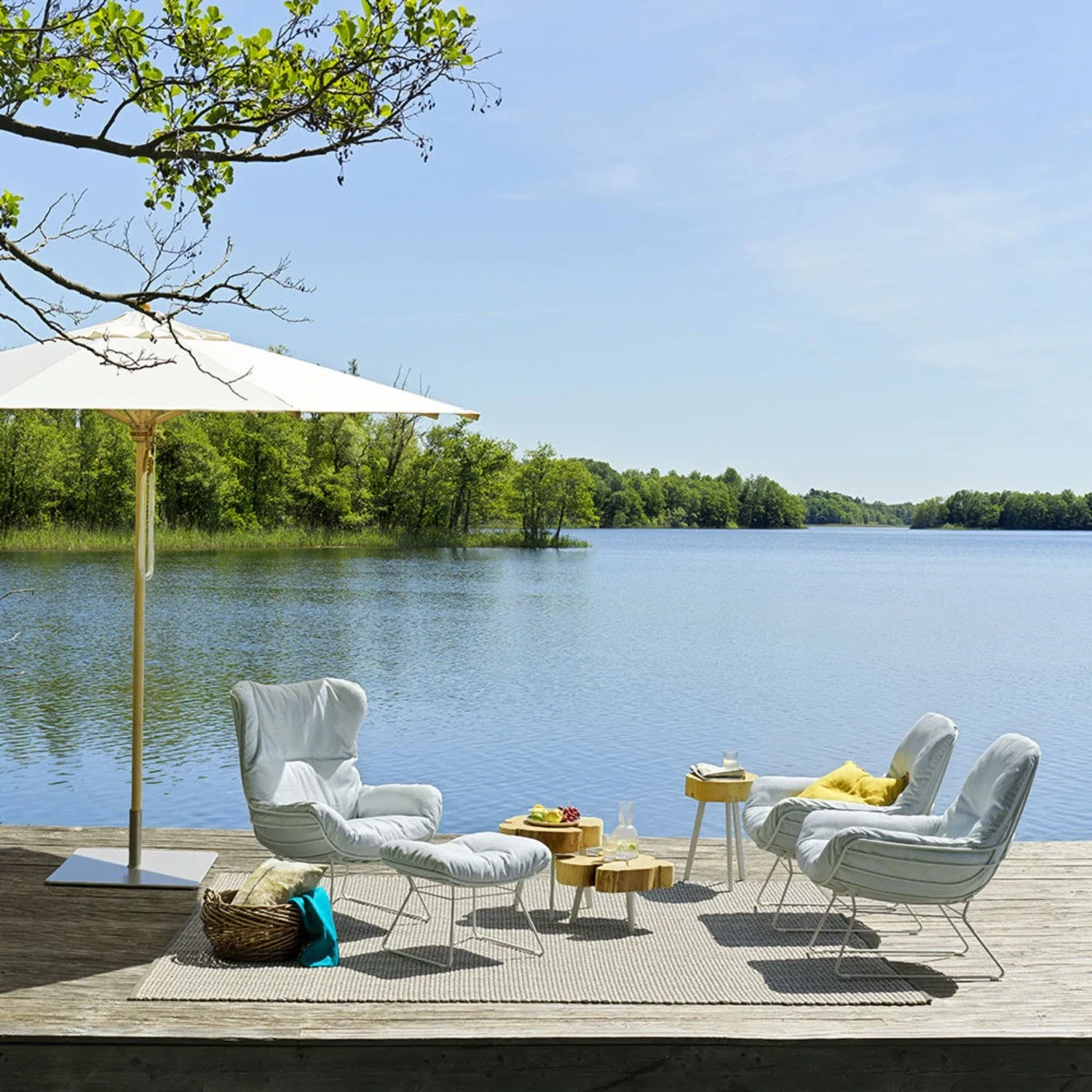 freifrau | leyasol outdoor lounge chair | lopi beldi + traffic white frame - Image 3