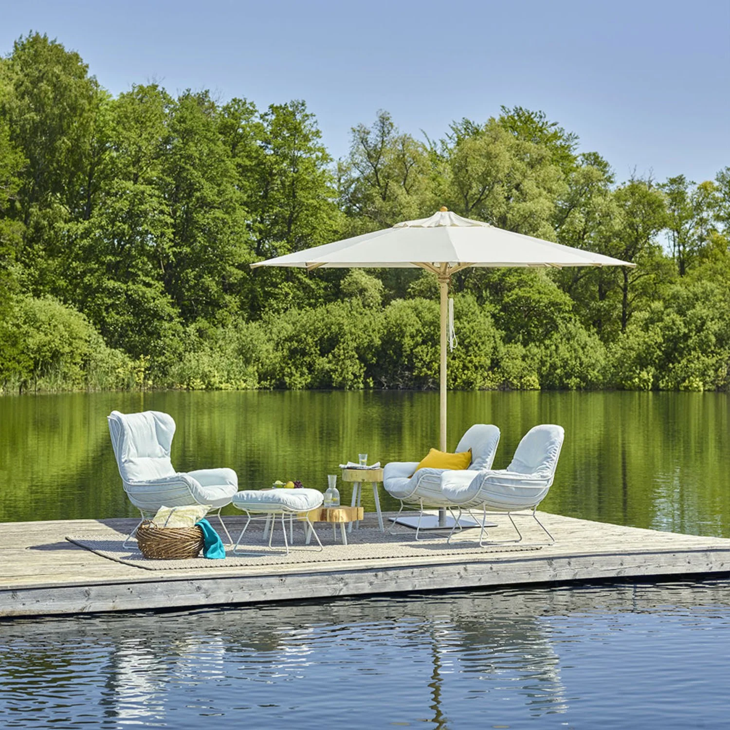 freifrau | leyasol outdoor lounge chair | lopi beldi + traffic white frame - Image 4
