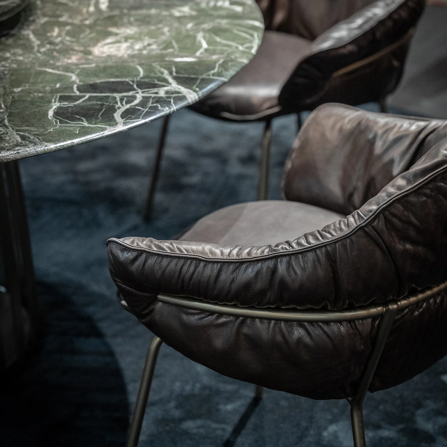 freifrau | marie armchair | riga sapin + steel bronze glaze frame - Image 7