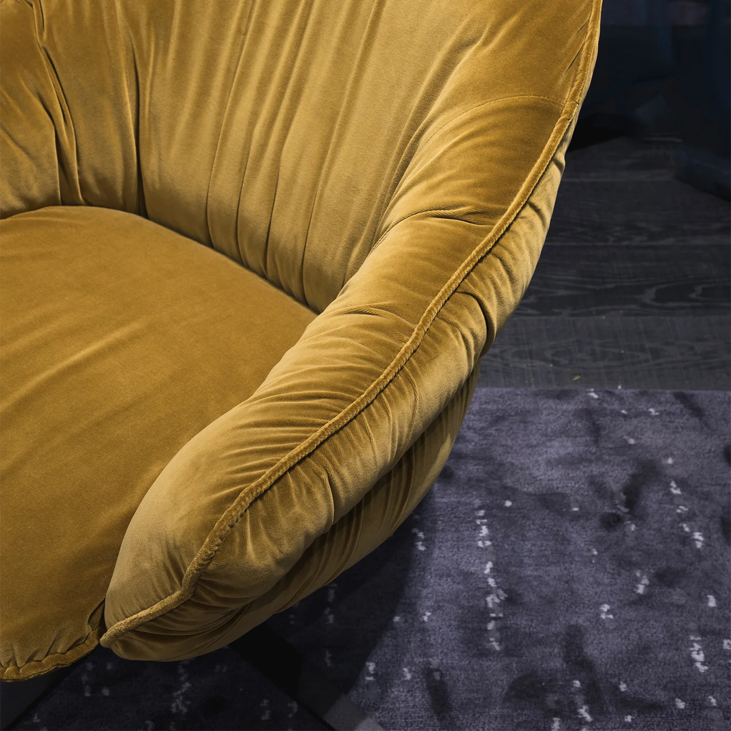 freifrau | marie lounge chair | x-base with rocker + tilting mechanism | adamo + eva tabacco + deep black frame - Image 15