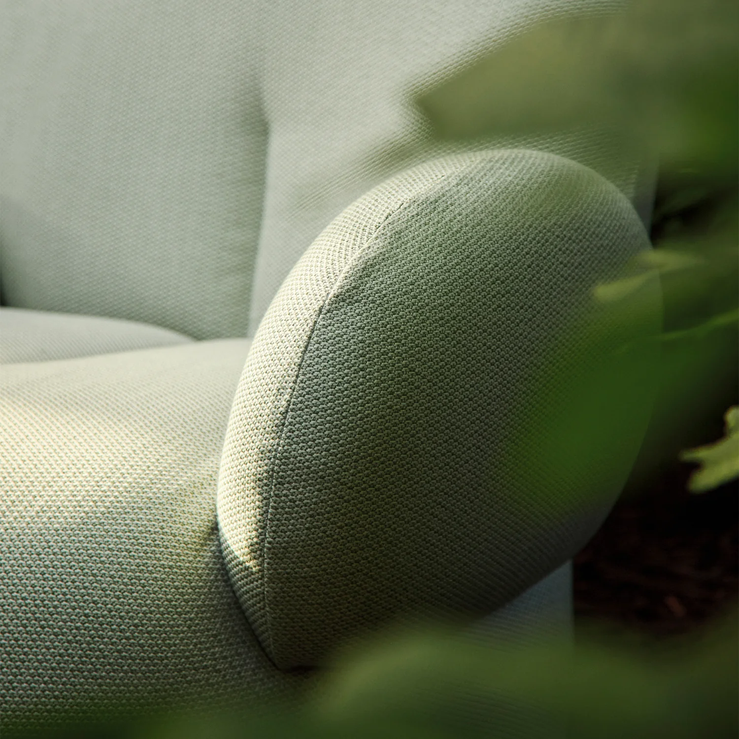 freifrau | nana outdoor pouf petite | lopi fabric - Image 6